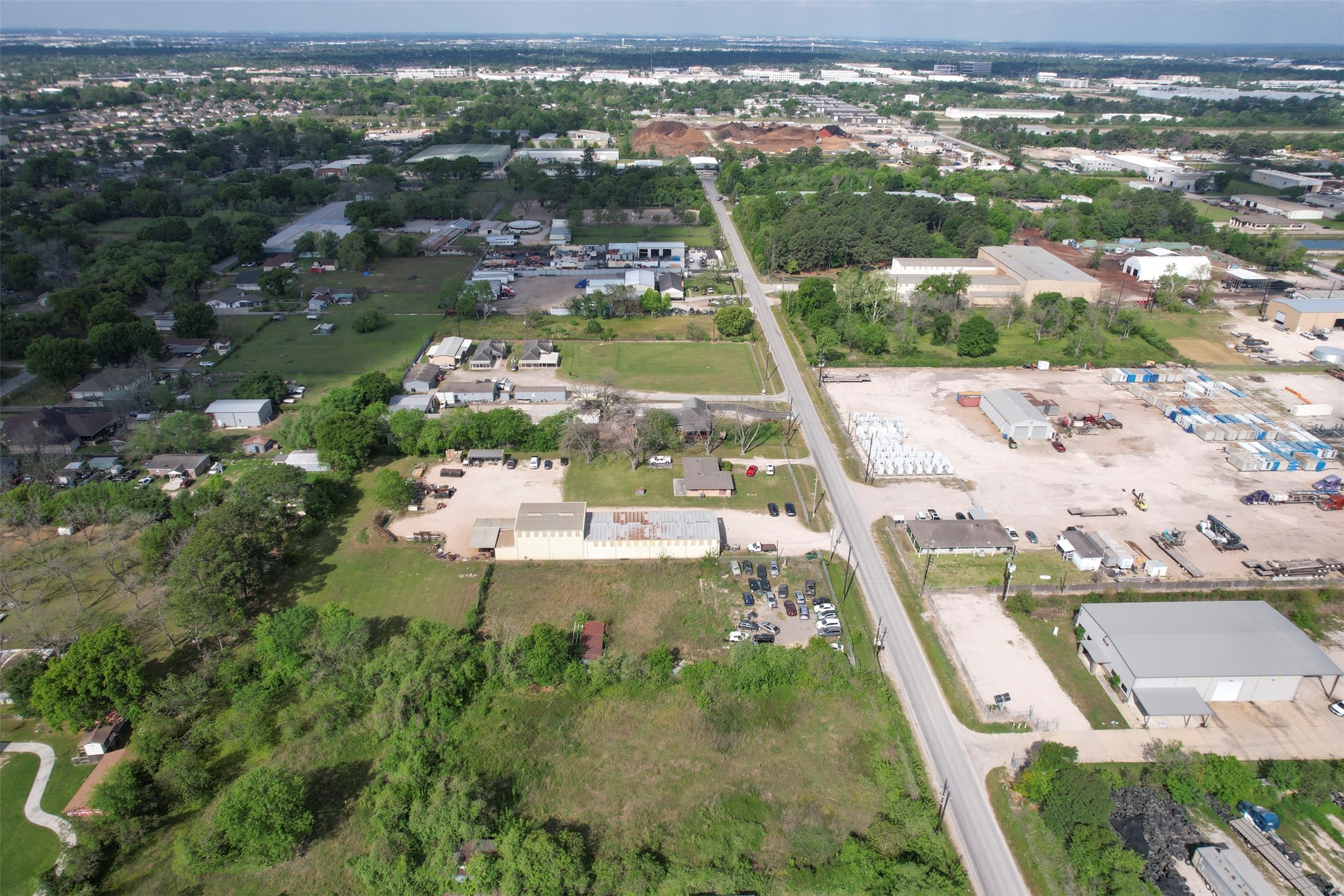 8909 Taub Road Property Photo 13