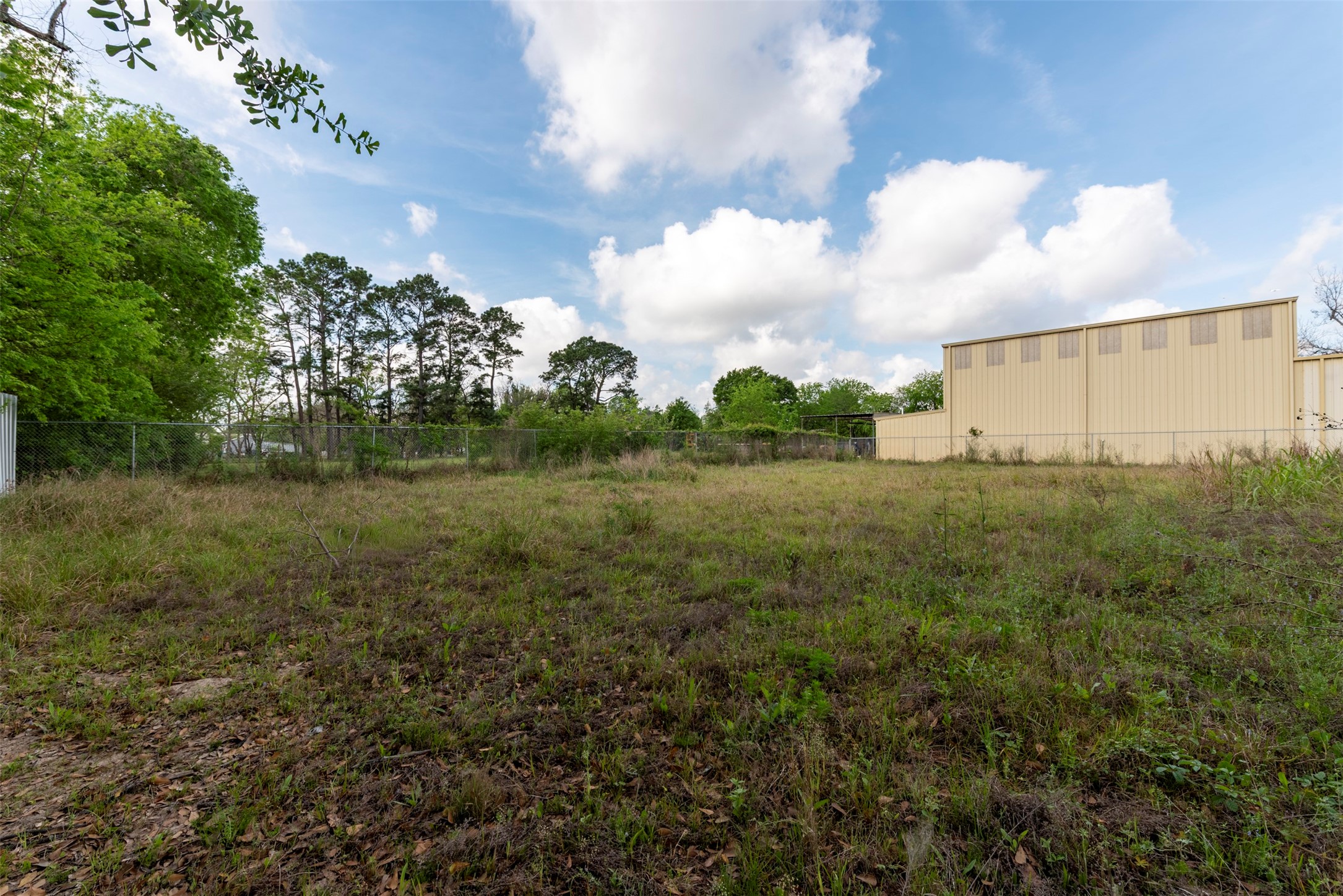8909 Taub Road Property Photo 19