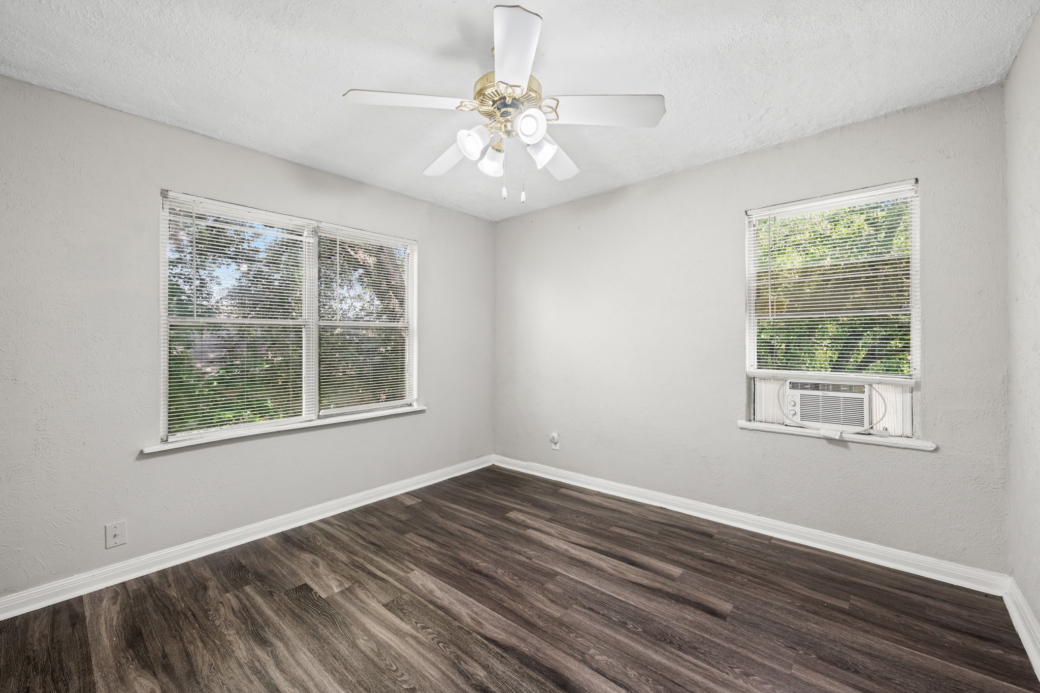 1107 3rd Avenue N Property Photo 32