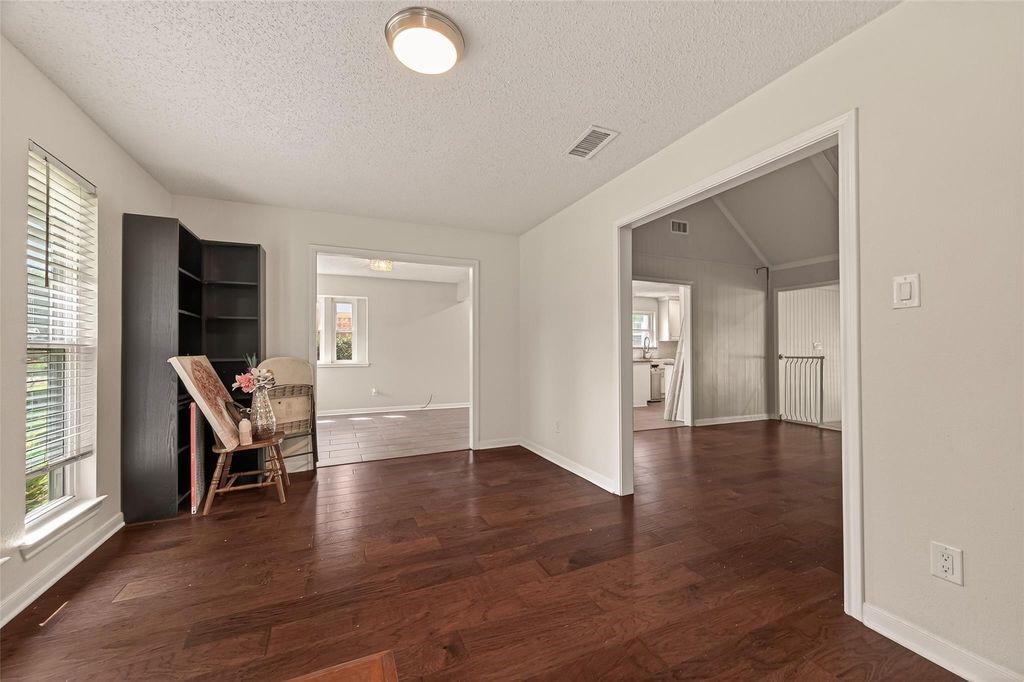 14507 Ravenhurst Lane Property Photo 6