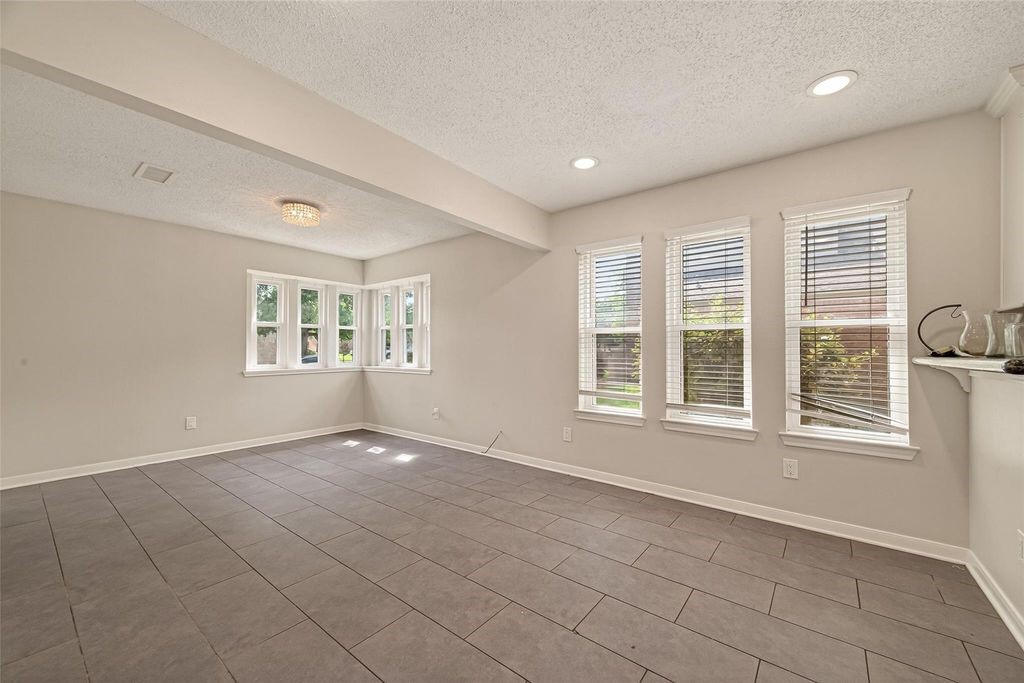 14507 Ravenhurst Lane Property Photo 11