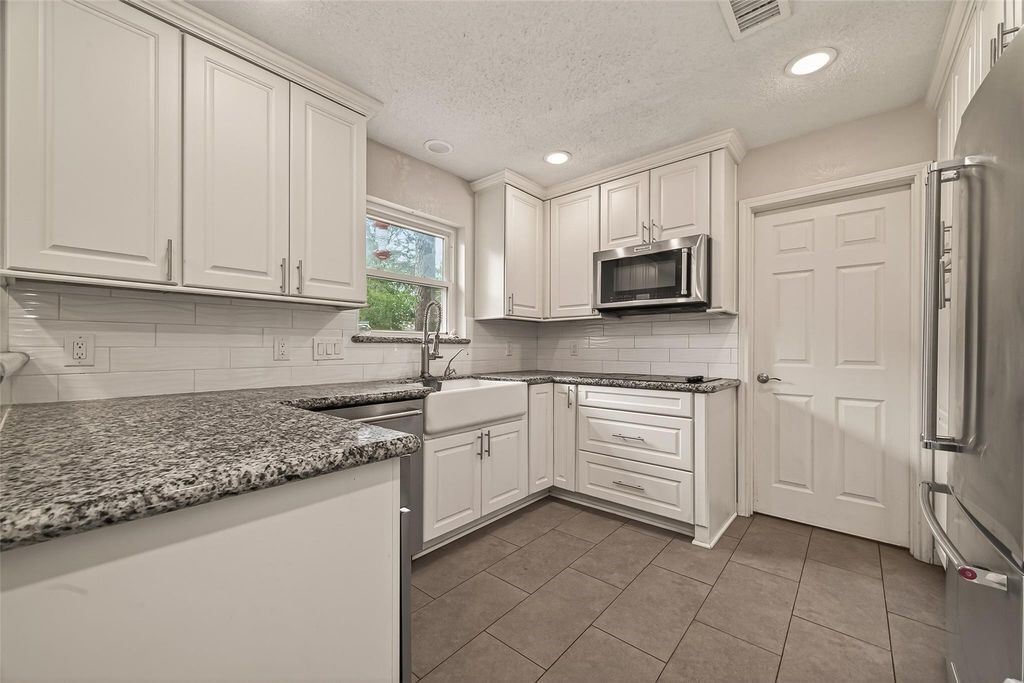 14507 Ravenhurst Lane Property Photo 15