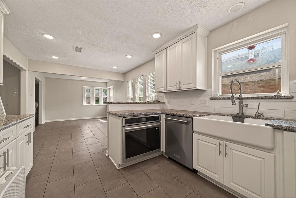 14507 Ravenhurst Lane Property Photo 16