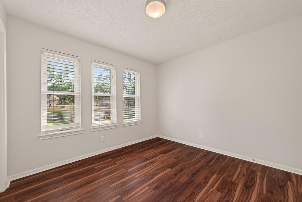 14507 Ravenhurst Lane Property Photo 25