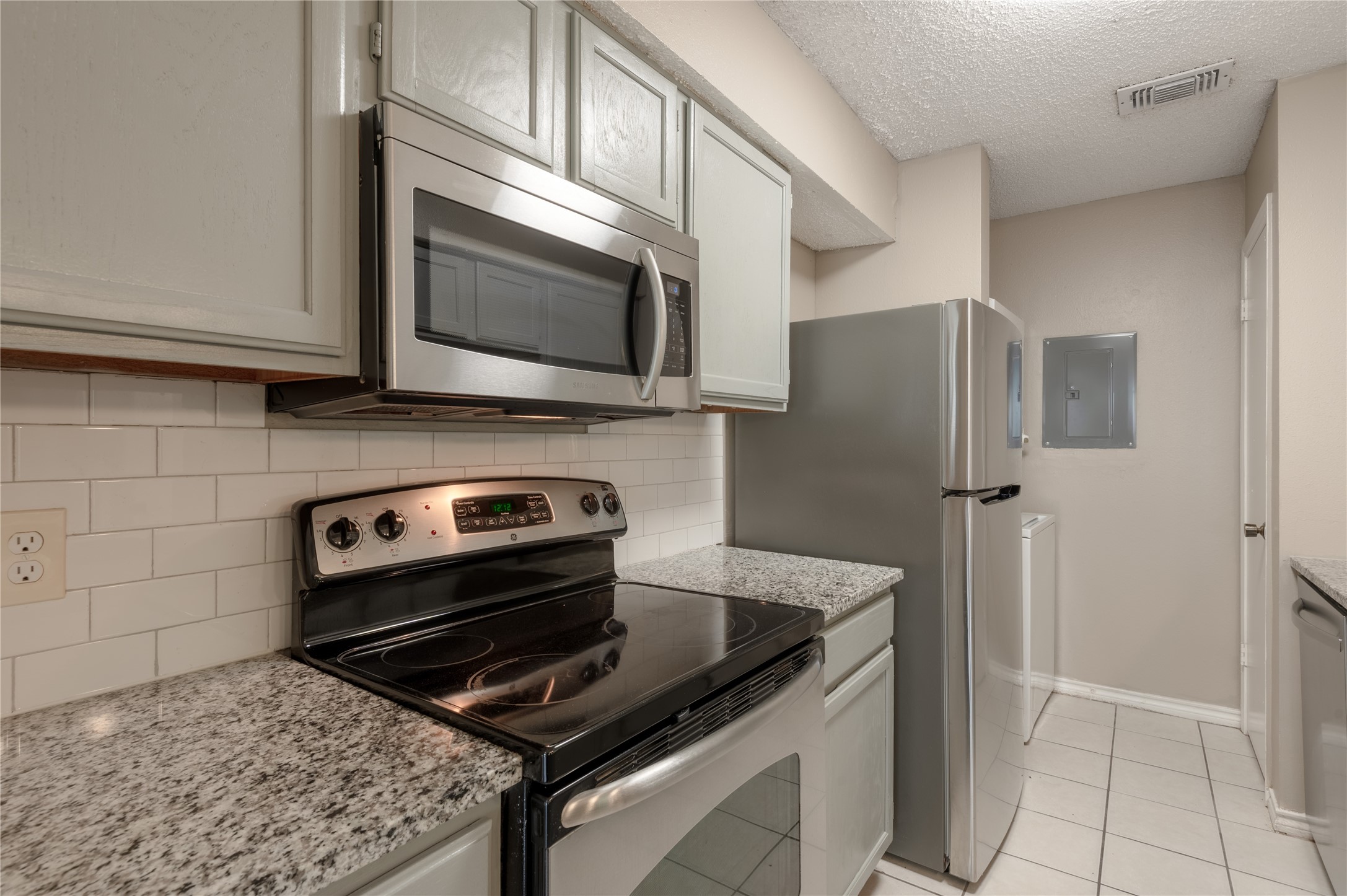 1228 Avenue O H Property Photo 11