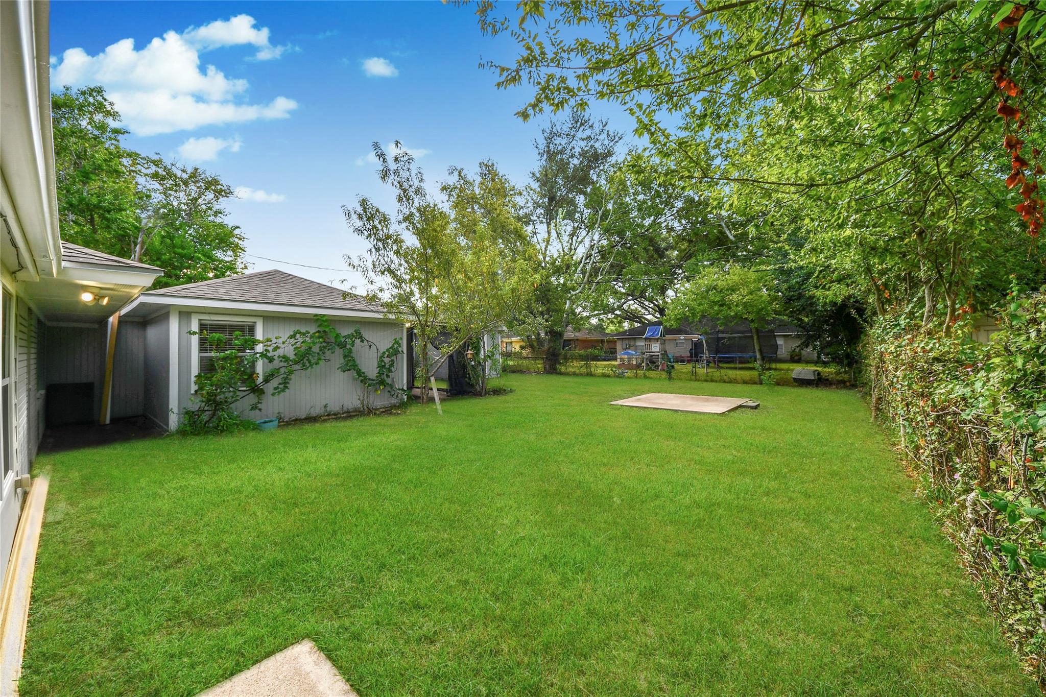 706 Arvana Street Property Photo 6