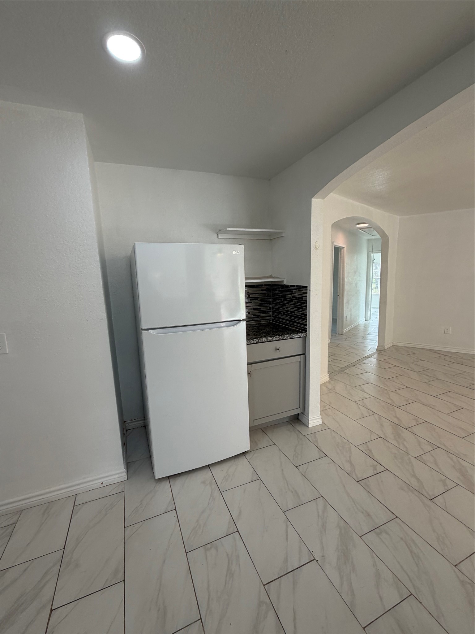 9210 Tacquard Drive Property Photo 4