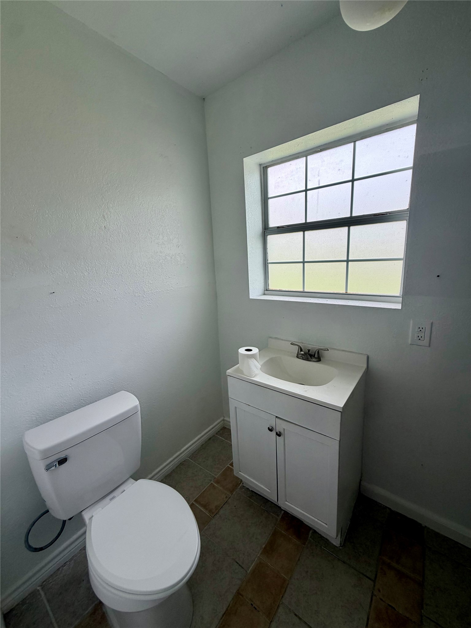 9210 Tacquard Drive Property Photo 7