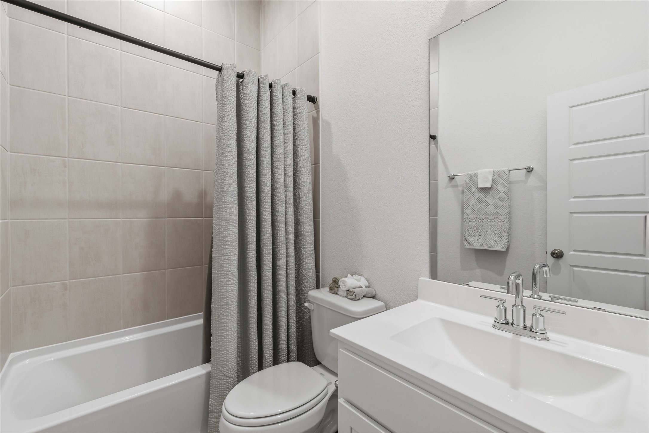 26123 Ethereal Road Property Photo 18
