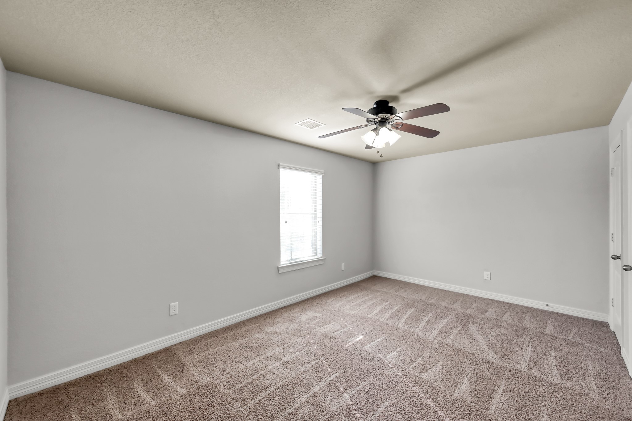 24407 Split Rock Falls Property Photo 17