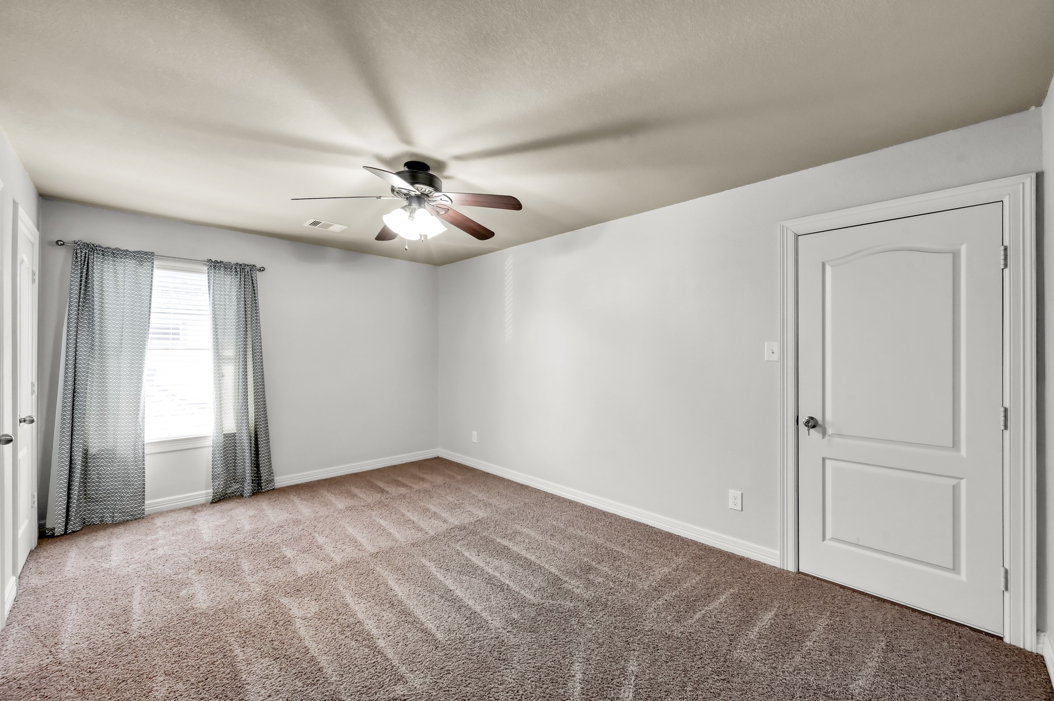 24407 Split Rock Falls Property Photo 19