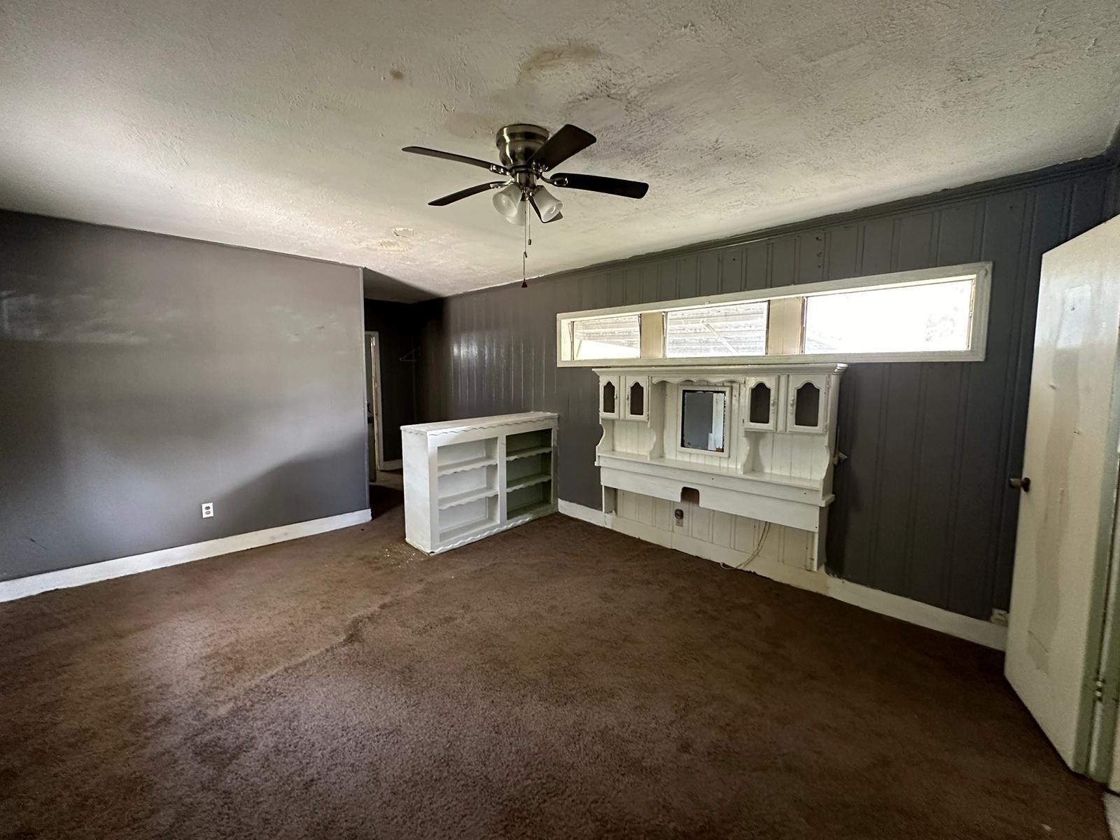 6818 Stearns Street Property Photo 6