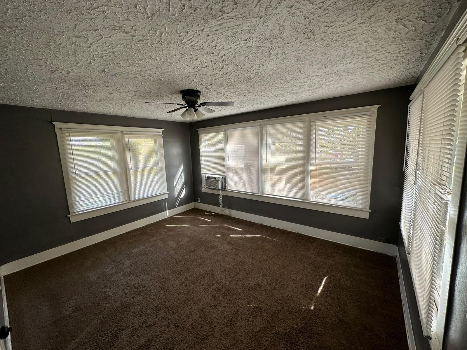 6818 Stearns Street Property Photo 9