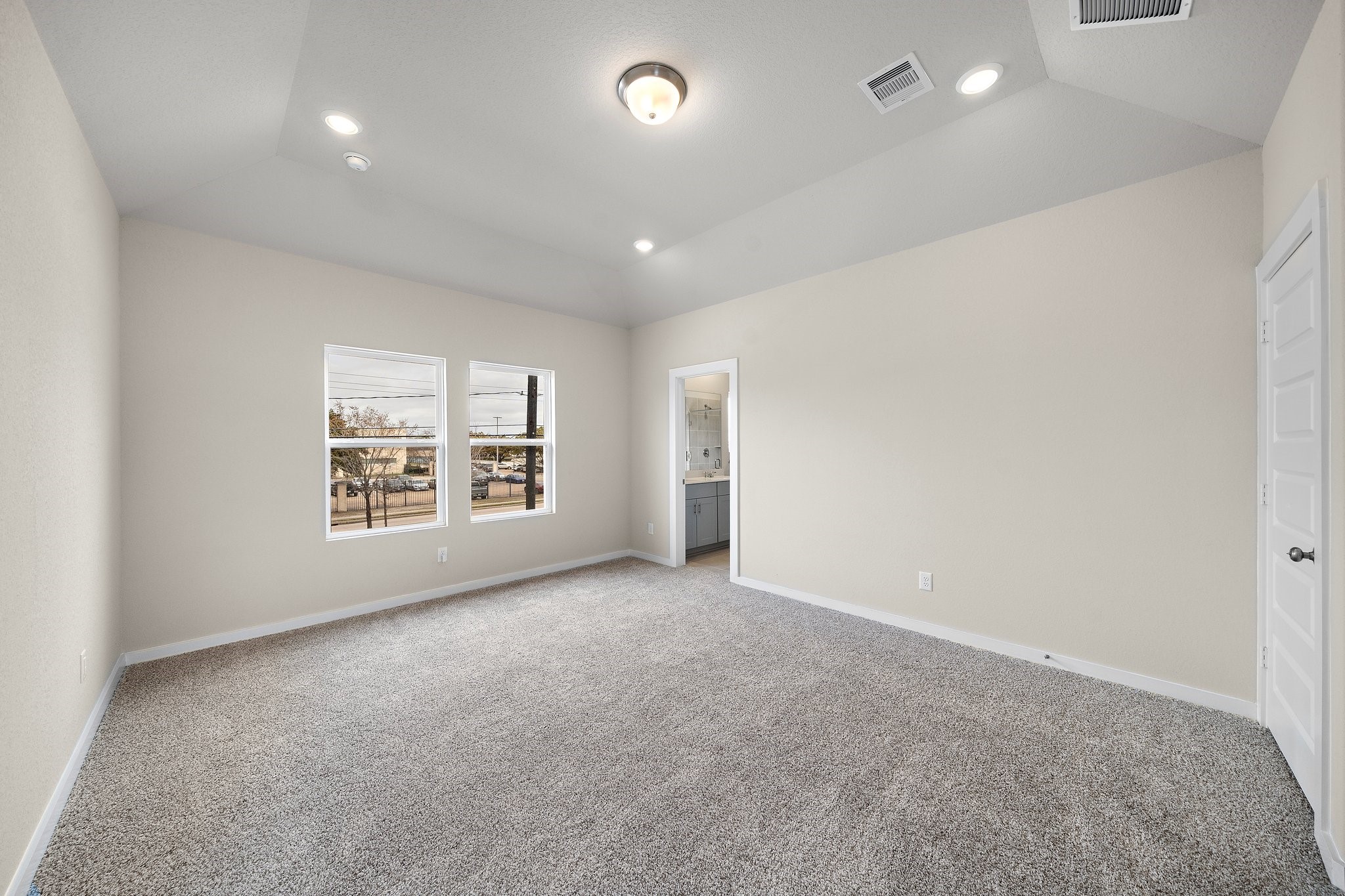 9912 Storehouse Drive Property Photo 16