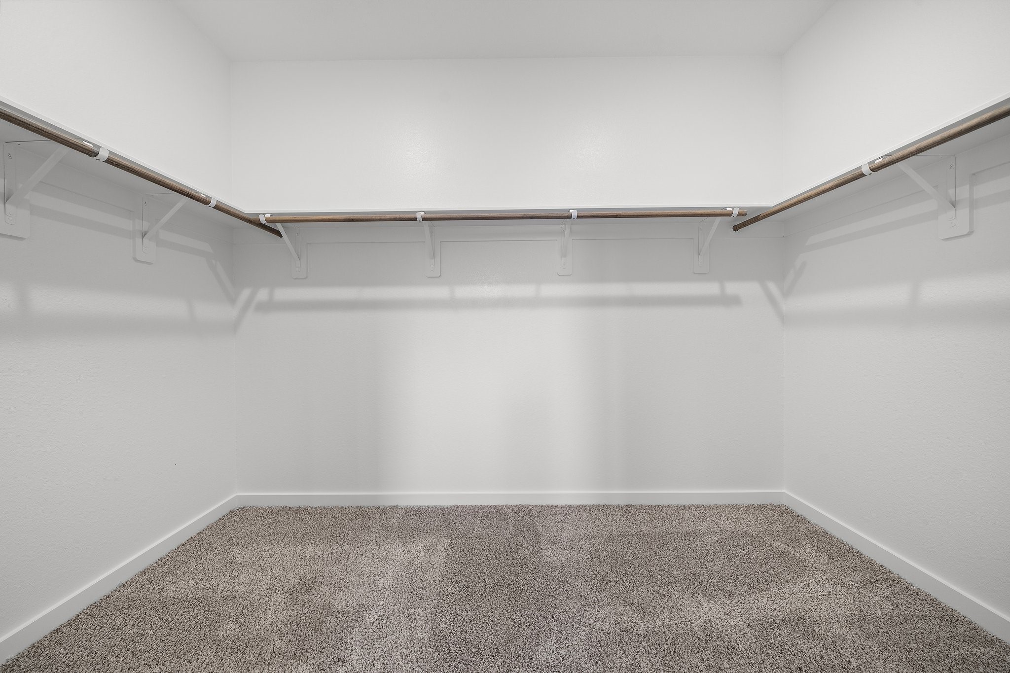 9912 Storehouse Drive Property Photo 18