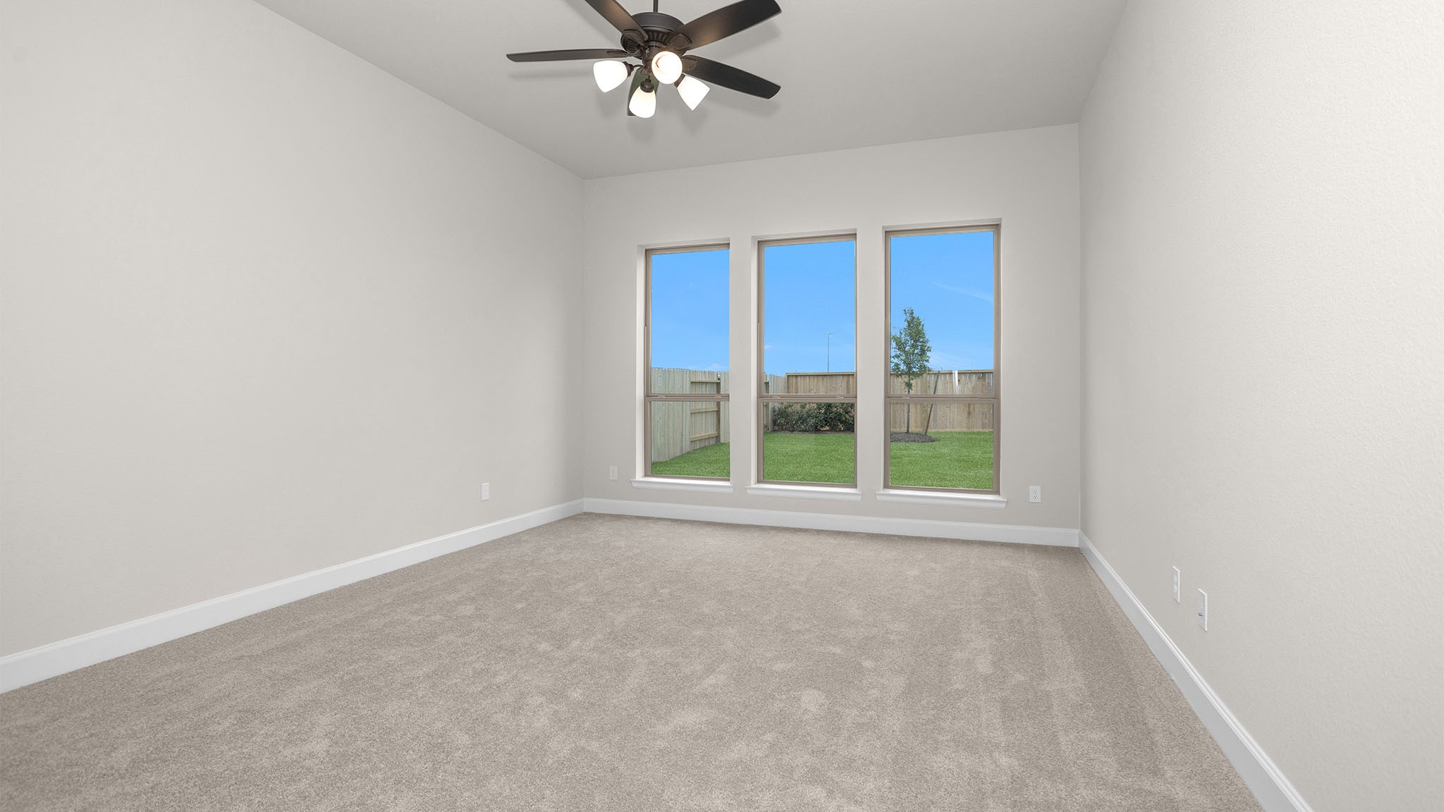 25626 Hughes Drive Property Photo 9