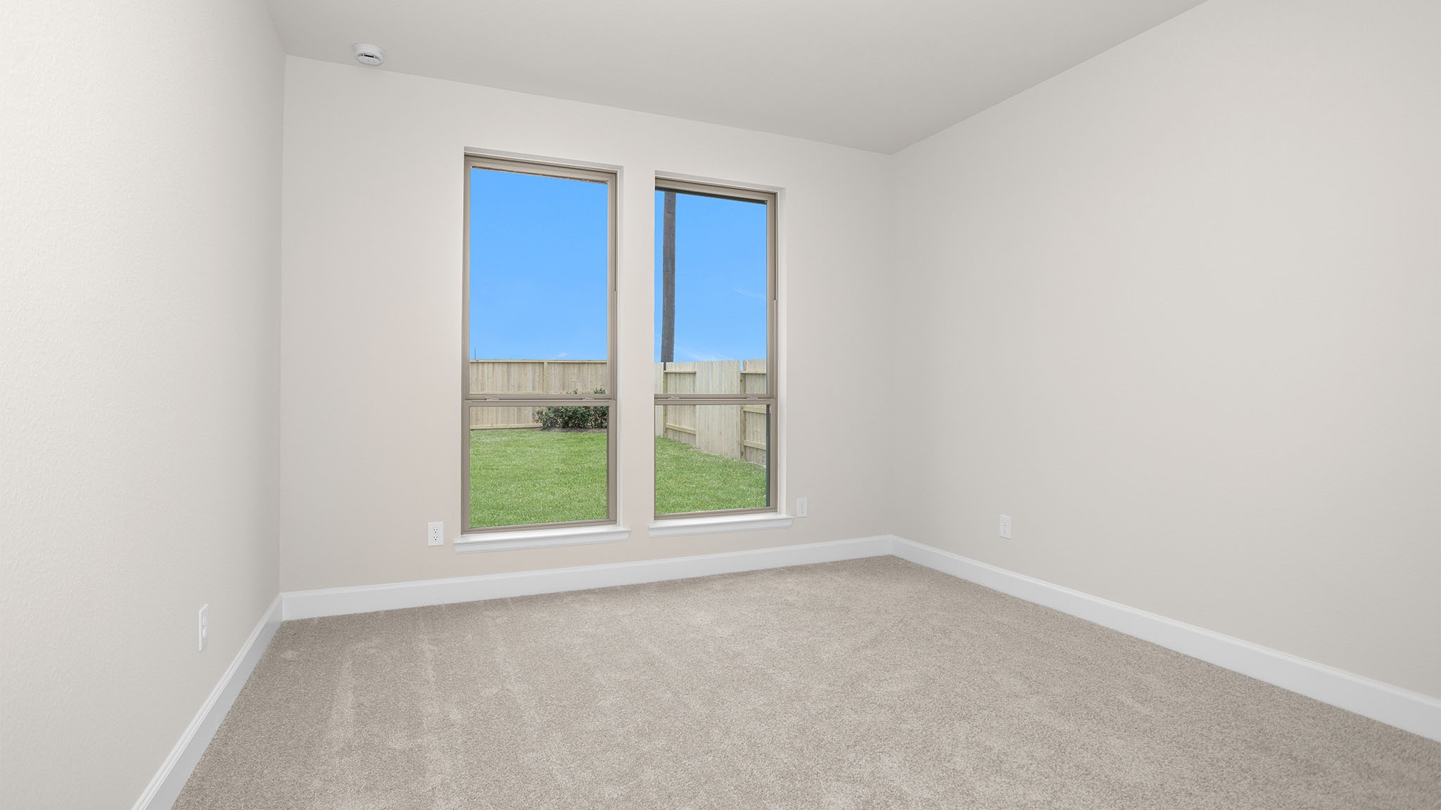 25626 Hughes Drive Property Photo 11