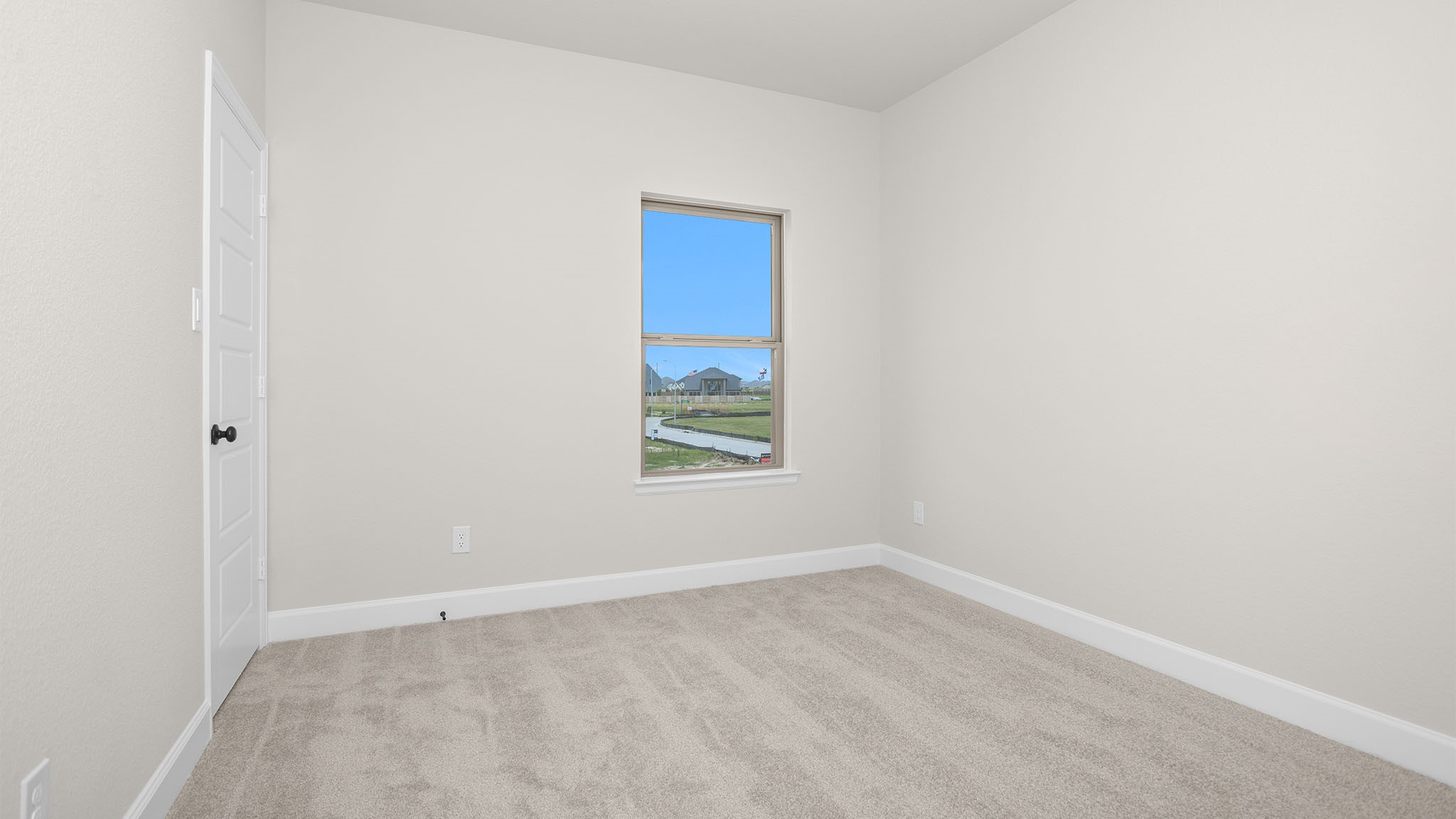 25626 Hughes Drive Property Photo 15
