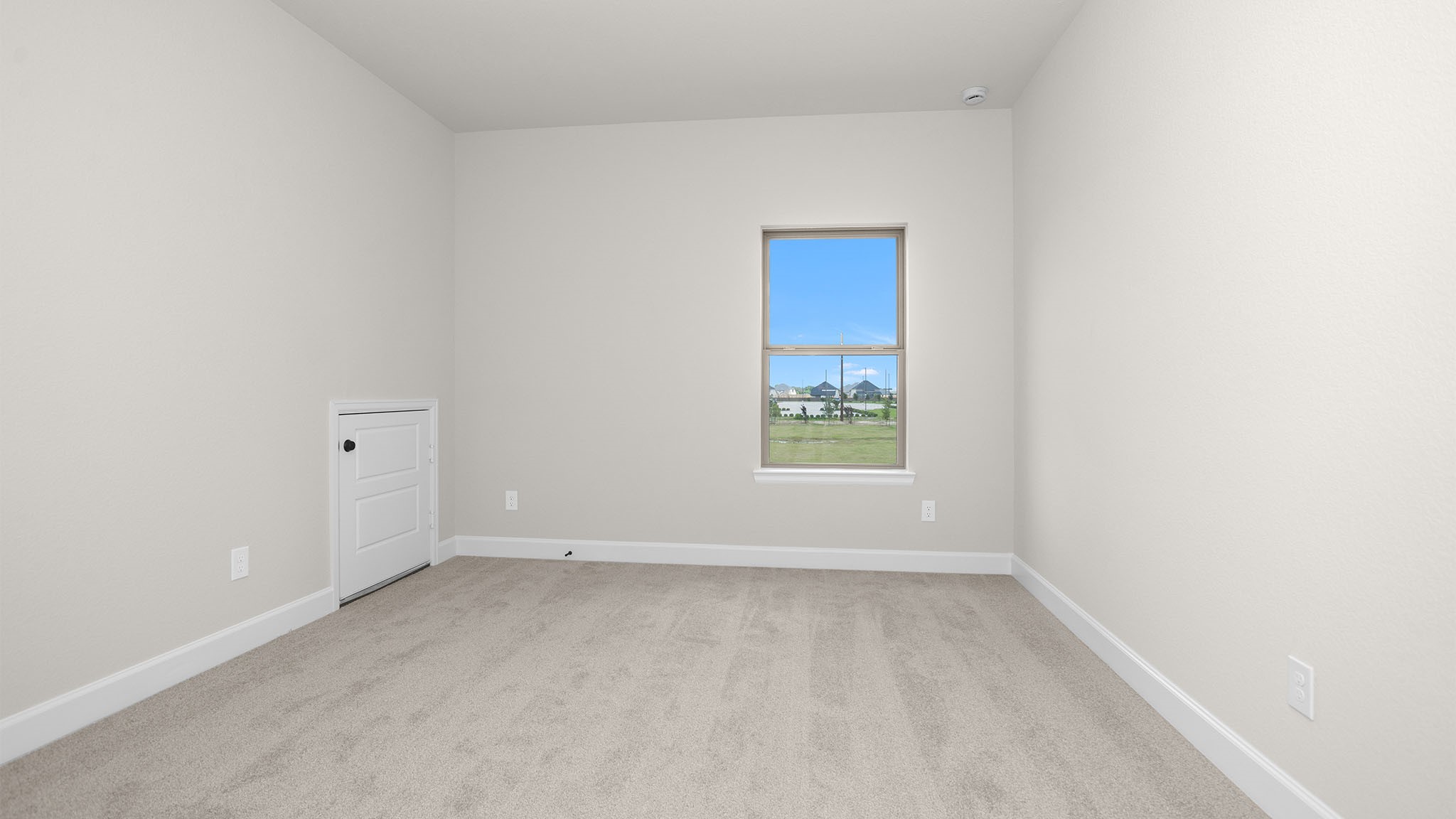 25626 Hughes Drive Property Photo 16