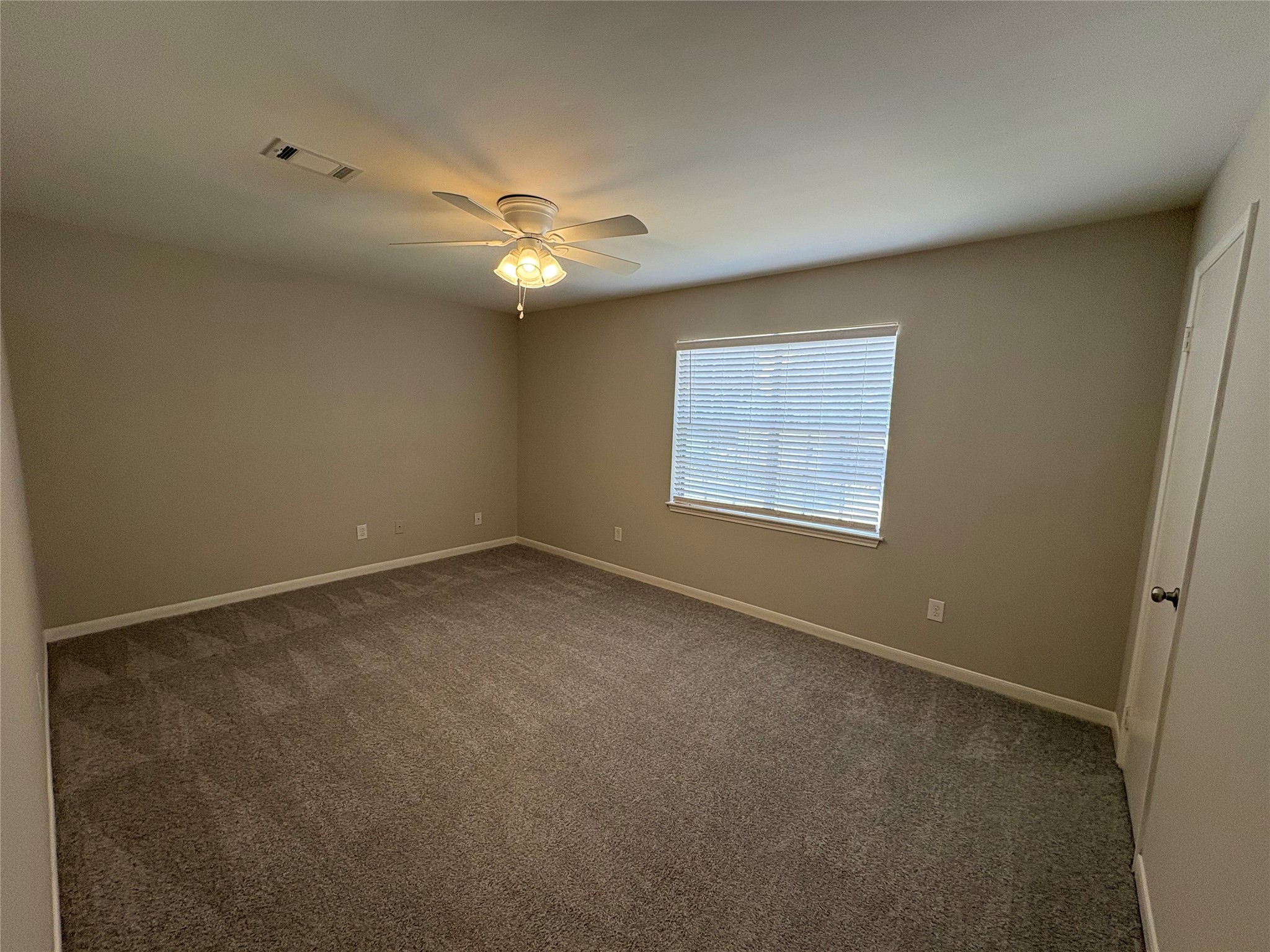 211 N Chestnut Street A Property Photo 9