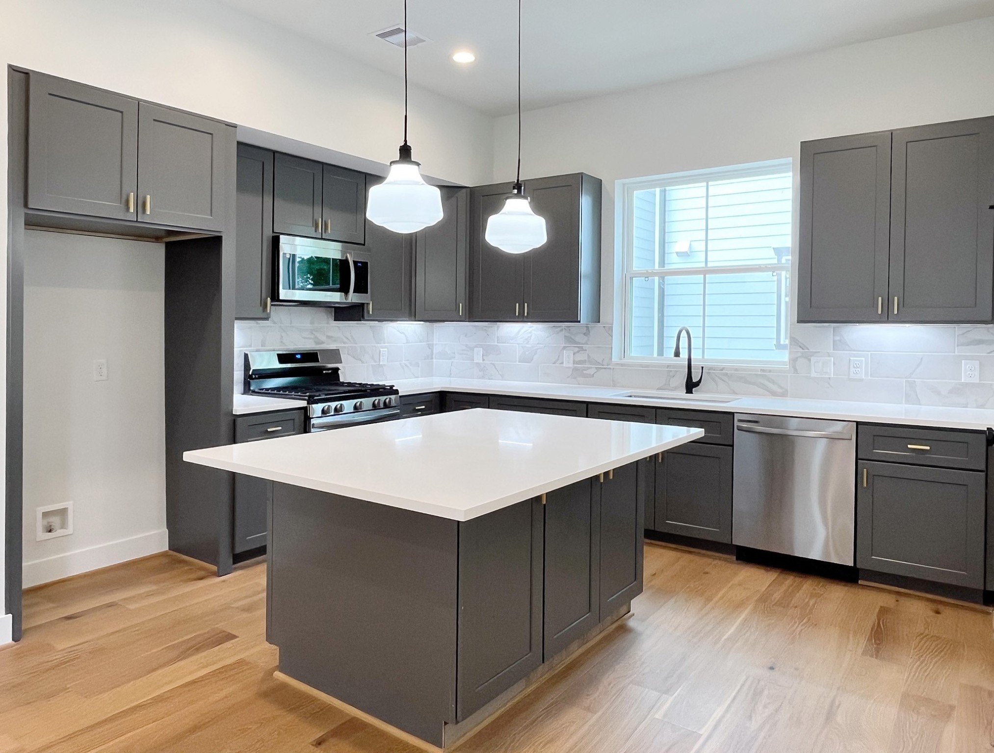 5438c Wheatley Street Property Photo 1