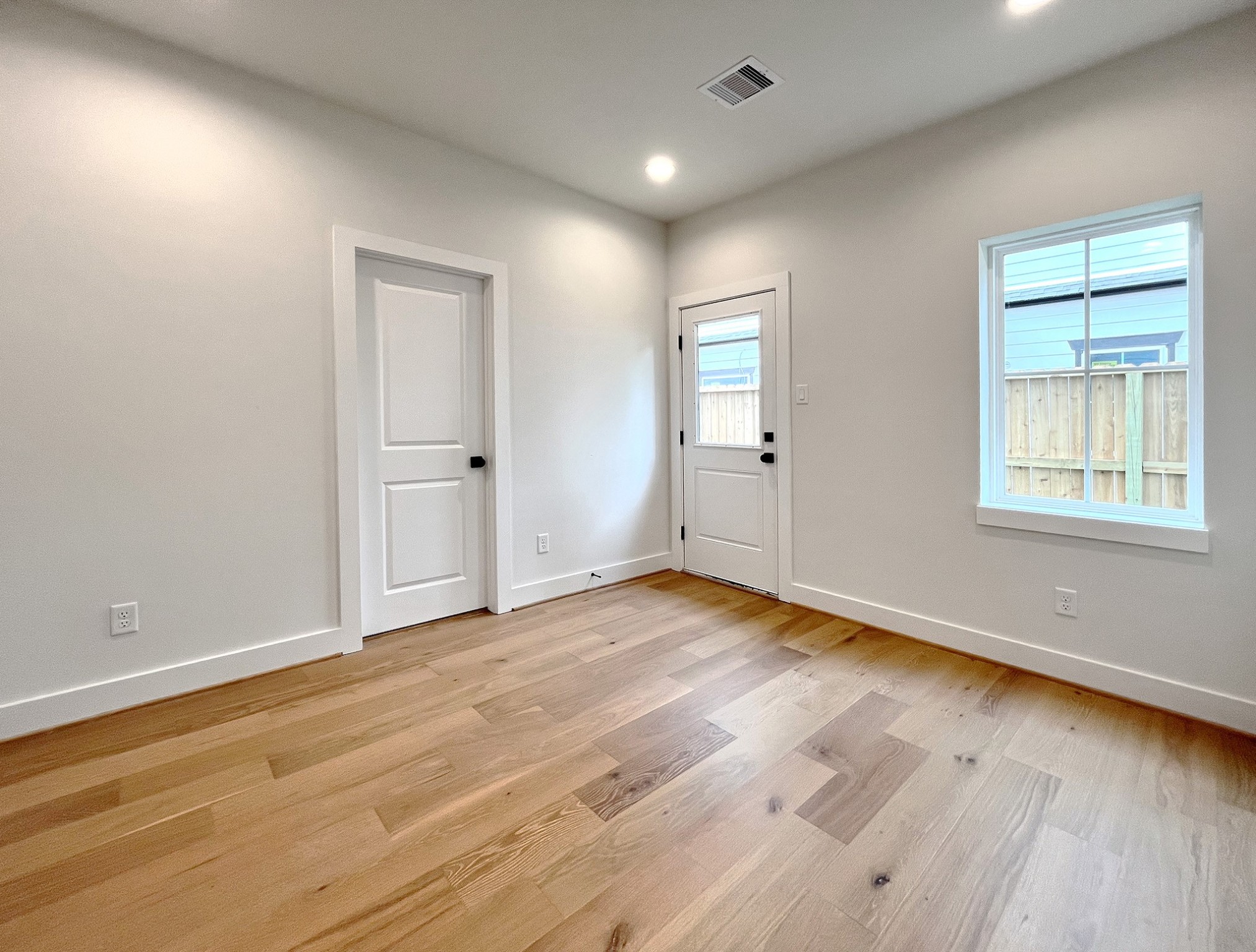 5438c Wheatley Street Property Photo 13