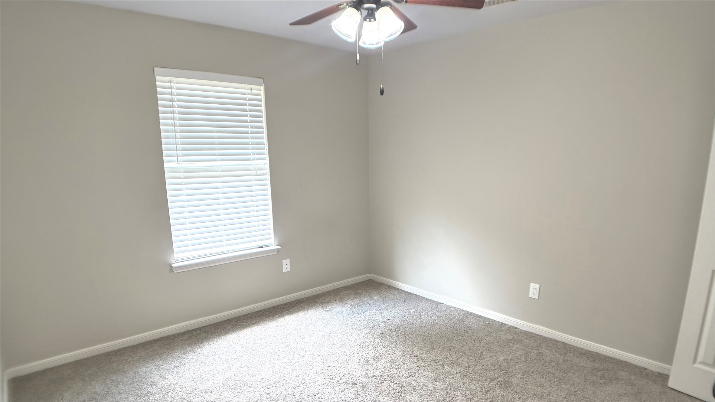 17743 Seven Pines Drive Property Photo 10