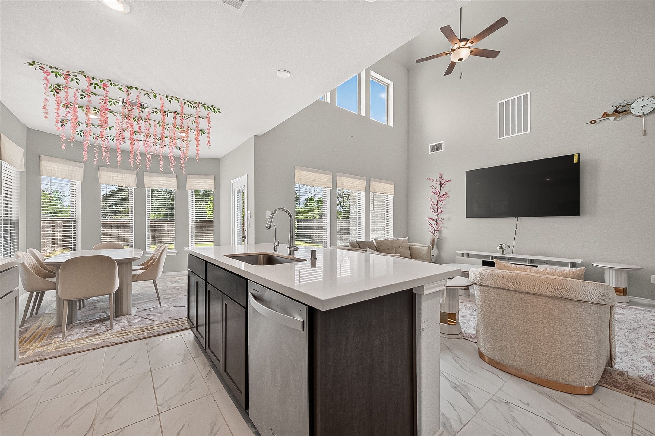 410 Mercury Sky Road Property Photo 23