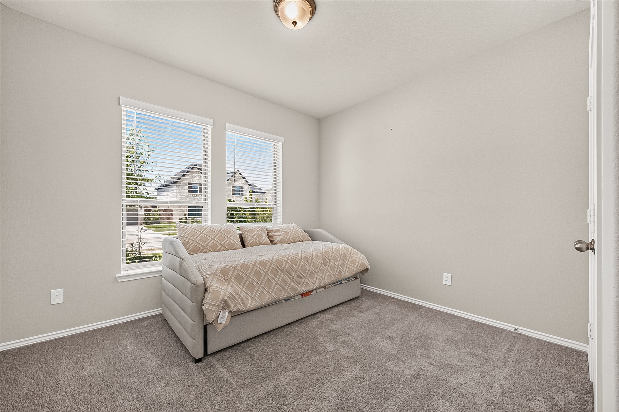 410 Mercury Sky Road Property Photo 30