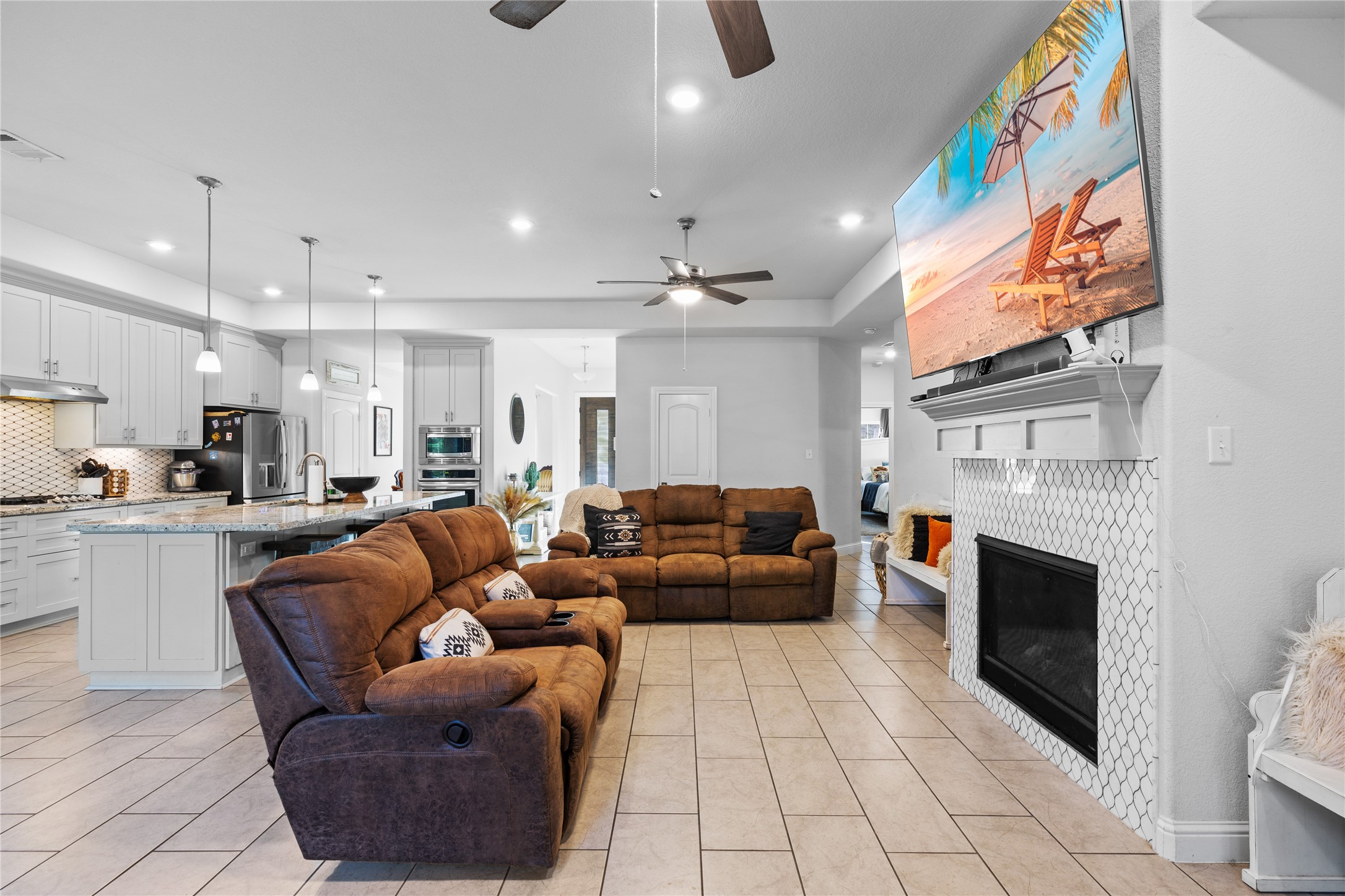12140 Goliad Lane Property Photo 6