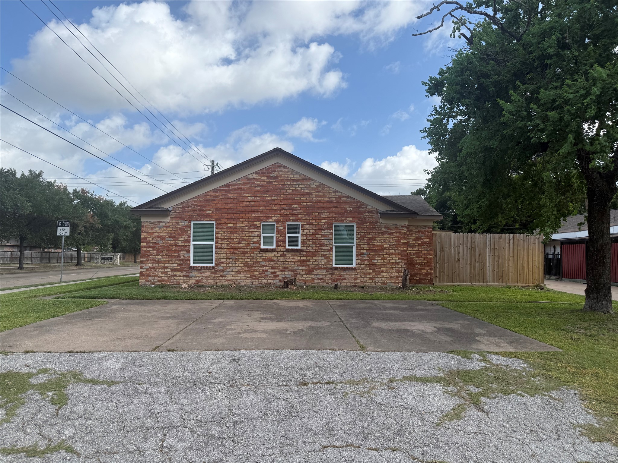 6525 Renwick Drive A Property Photo 3