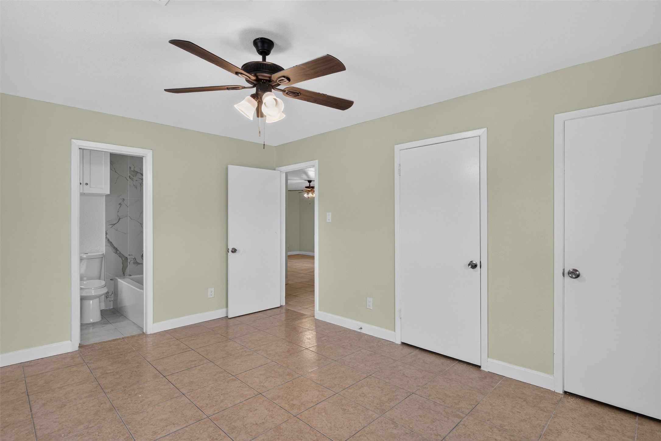 6525 Renwick Drive A Property Photo 11
