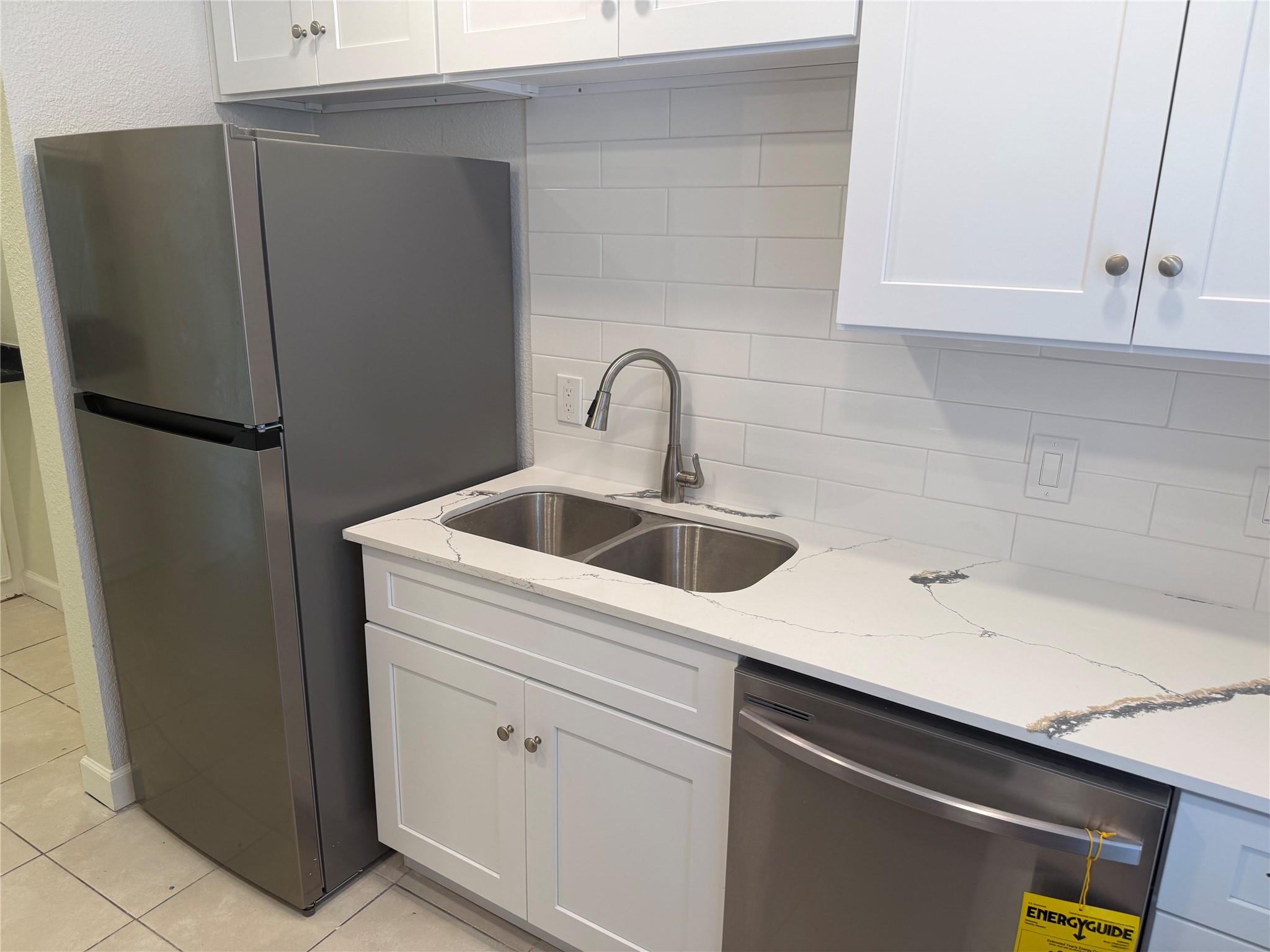 6525 Renwick Drive A Property Photo 17