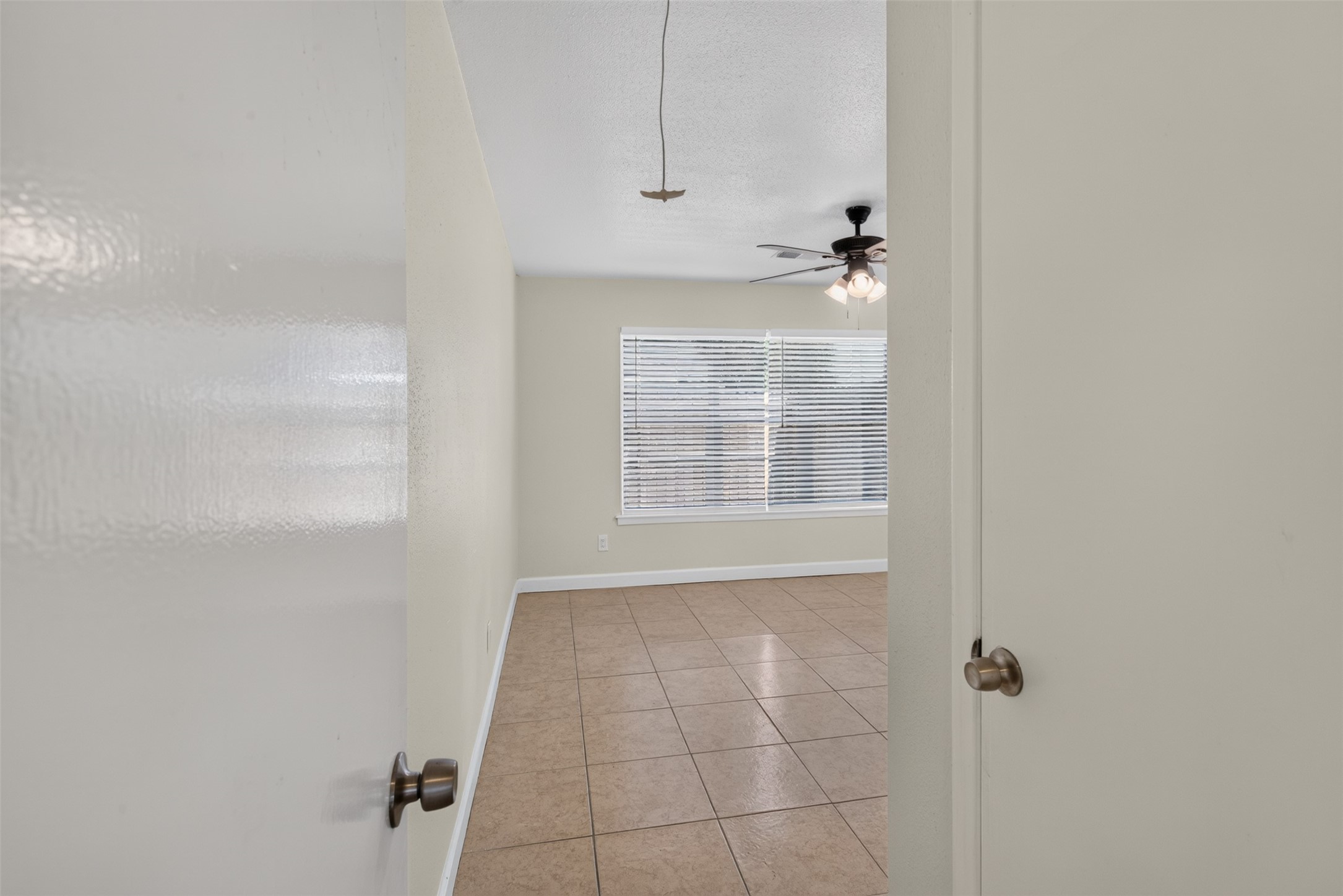 6525 Renwick Drive A Property Photo 17