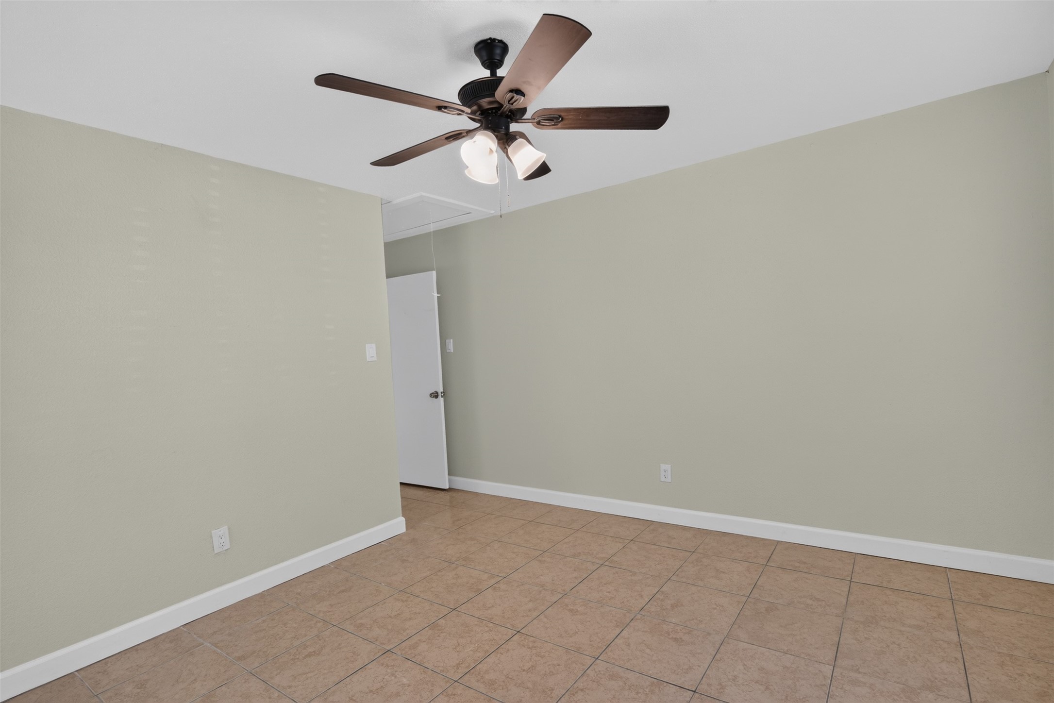 6525 Renwick Drive A Property Photo 19