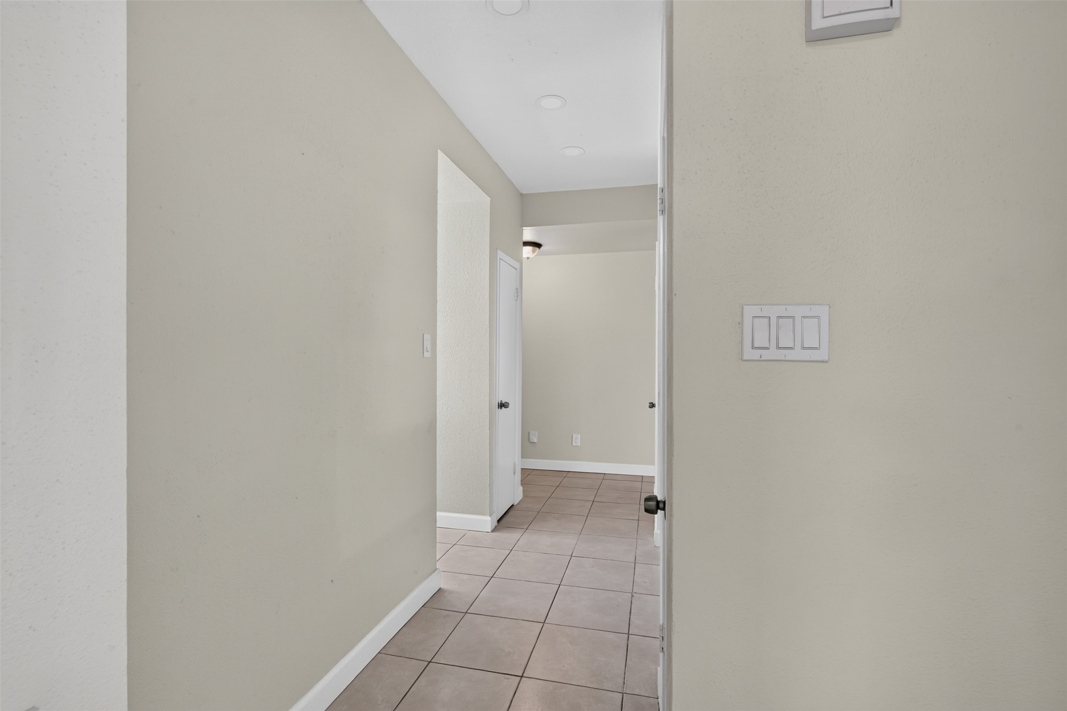 6525 Renwick Drive A Property Photo 23