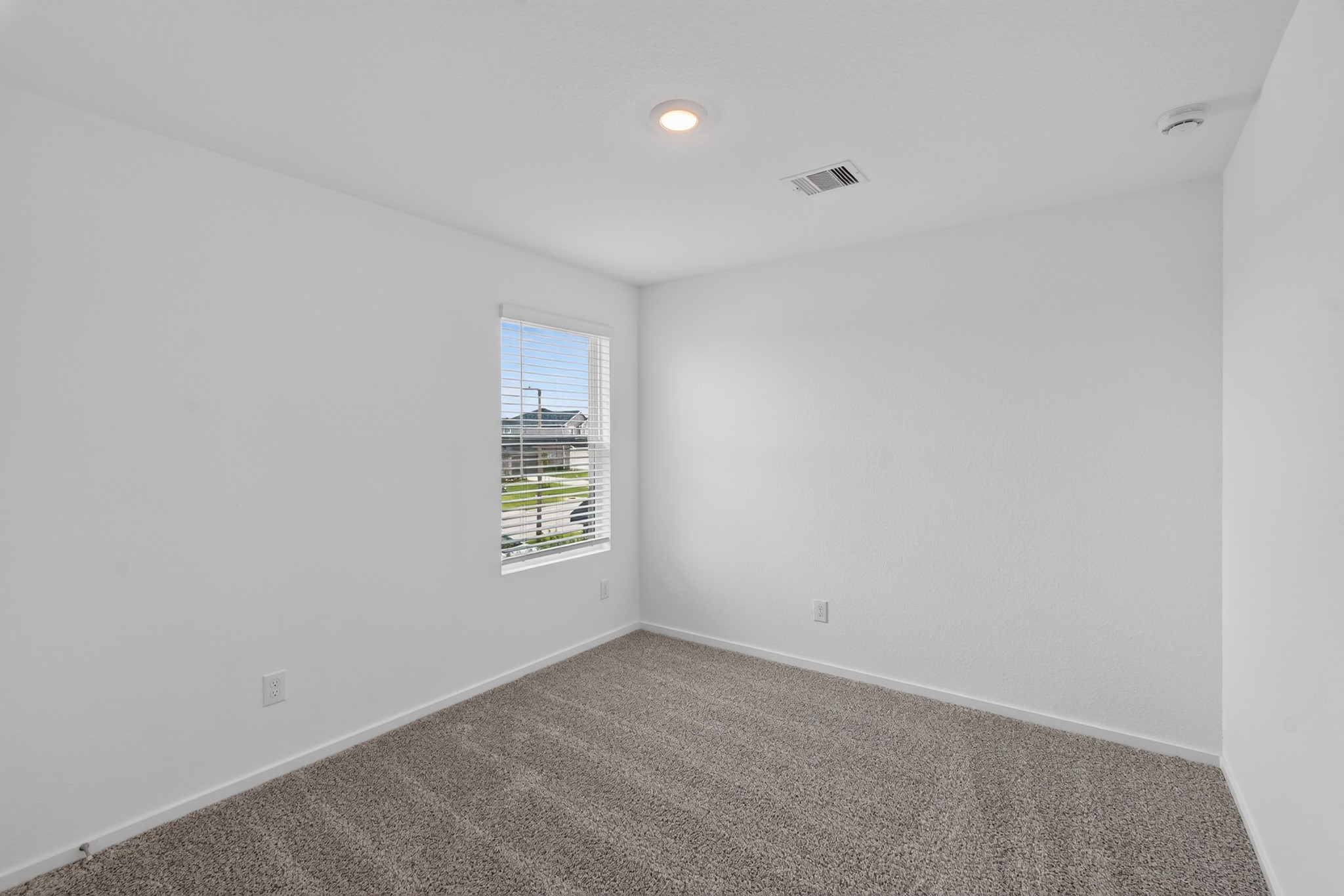 40818 Hawthorne Glades Street Property Photo 37
