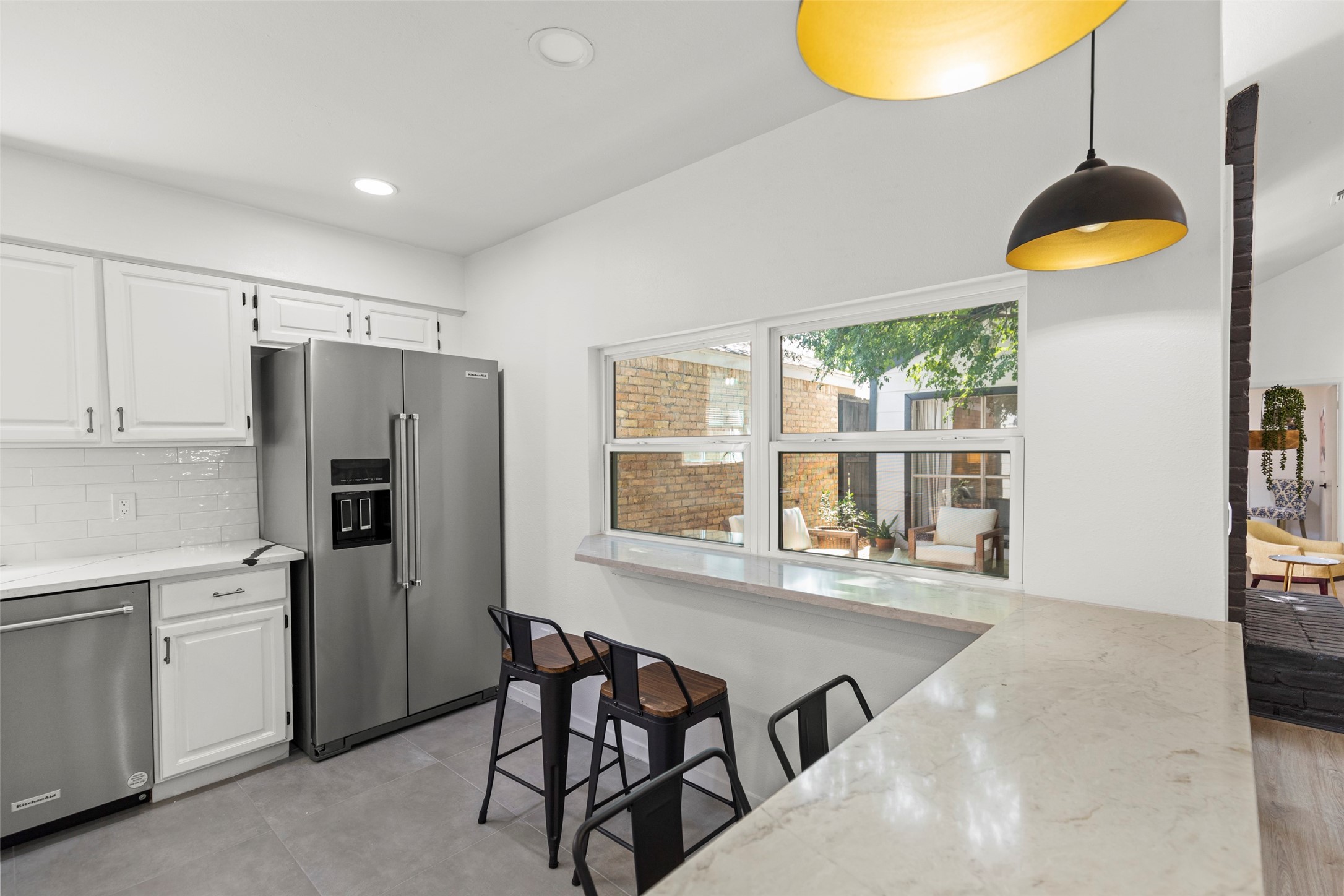 2019 Wilcrest Drive Property Photo 6