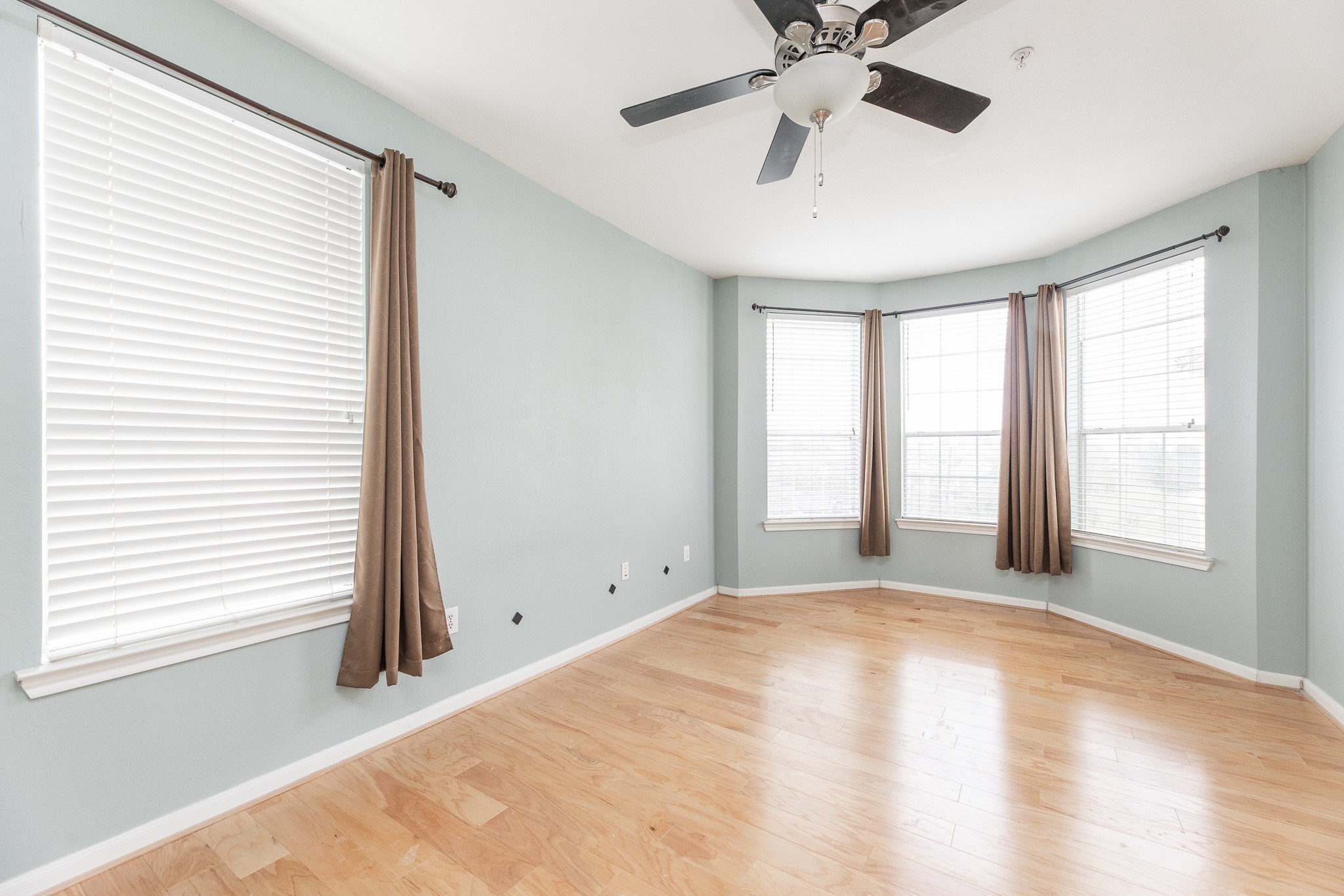 7575 Kirby Drive 2417 Property Photo 4