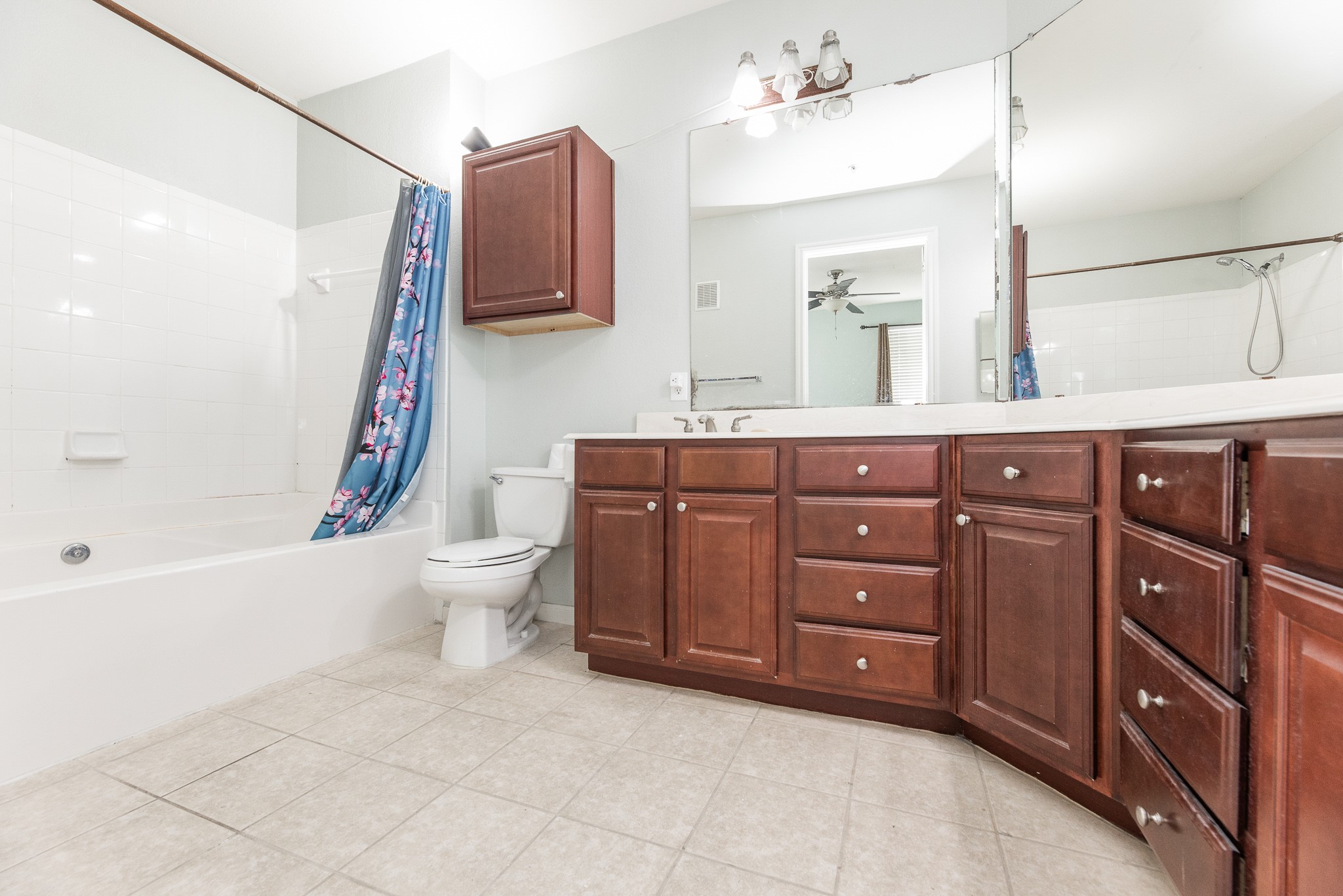 7575 Kirby Drive 2417 Property Photo 7