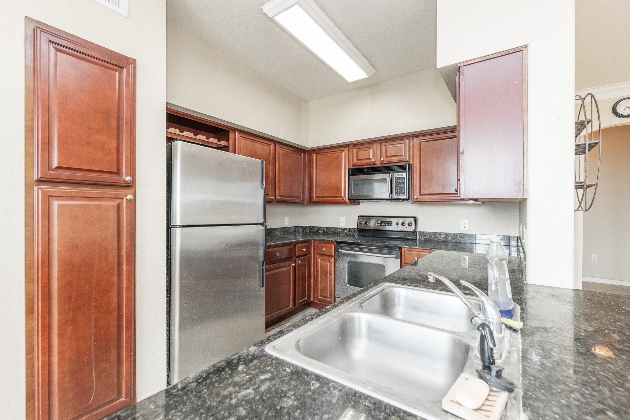 7575 Kirby Drive 2417 Property Photo 17