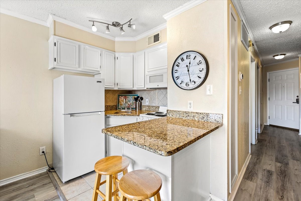 6102 Seawall Boulevard 322 Property Photo 16