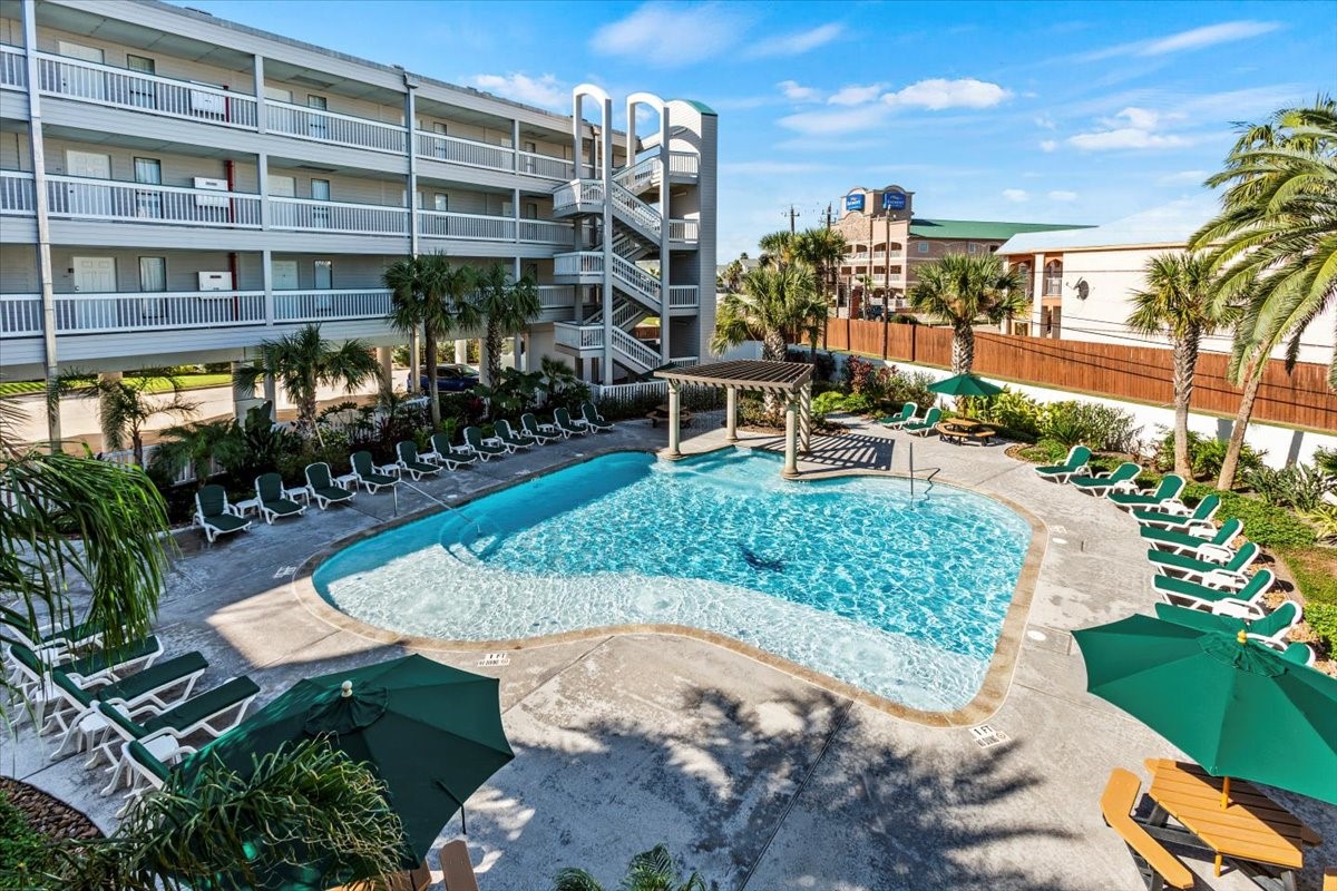 6102 Seawall Boulevard 322 Property Photo 25