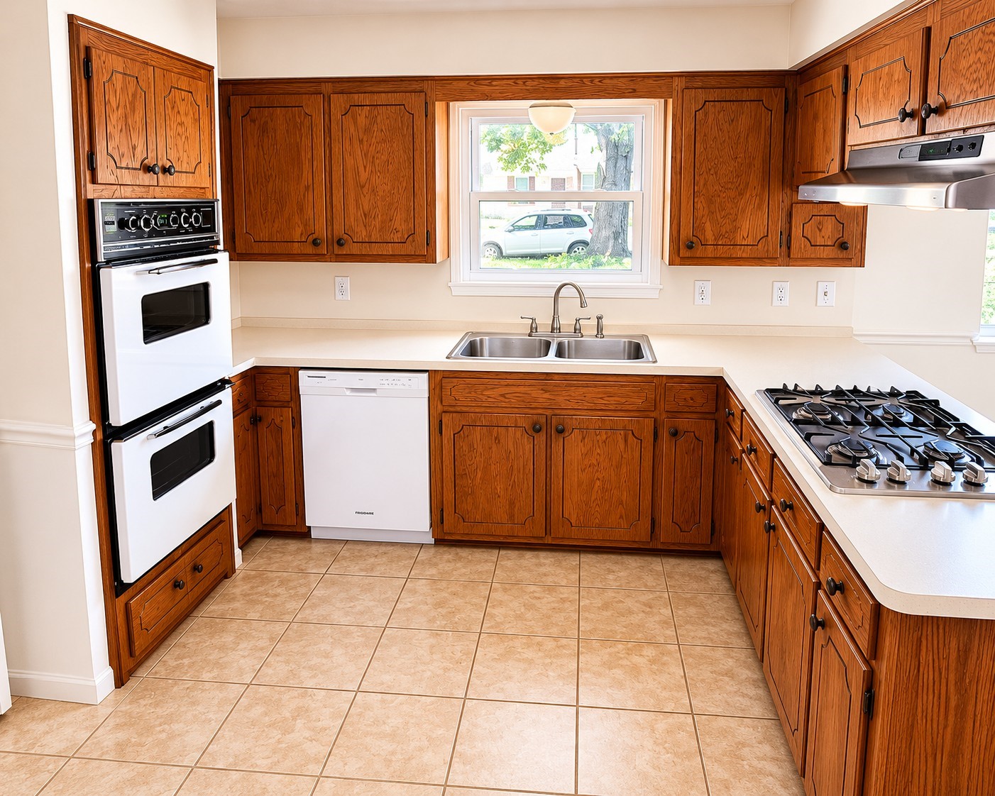 802 Seafoam Road Property Photo 5