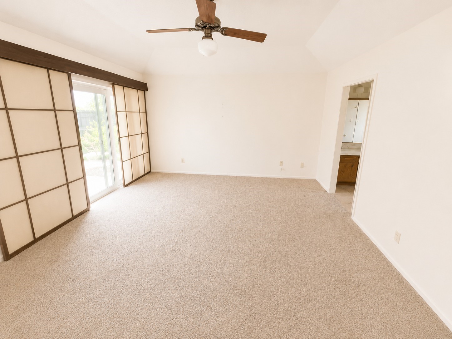 802 Seafoam Road Property Photo 8
