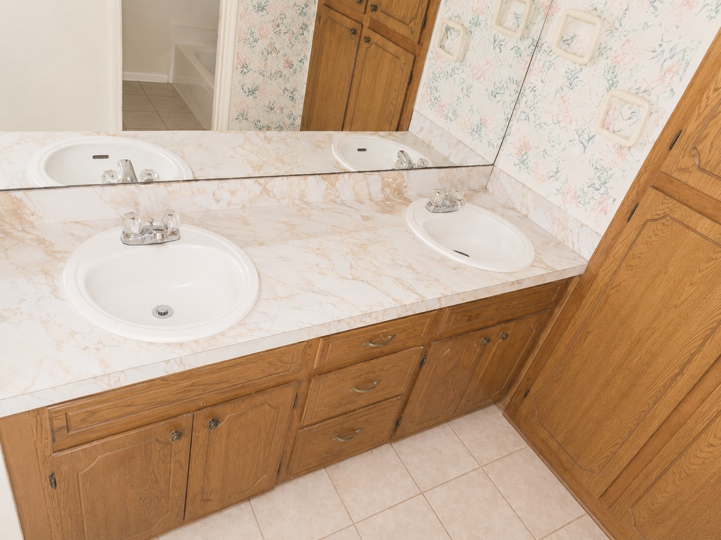 802 Seafoam Road Property Photo 12