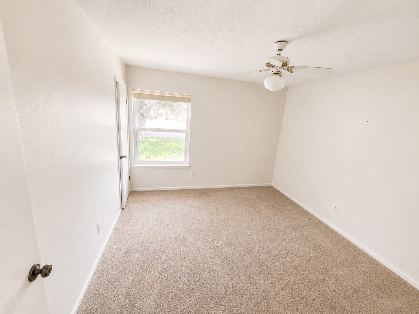 802 Seafoam Road Property Photo 13