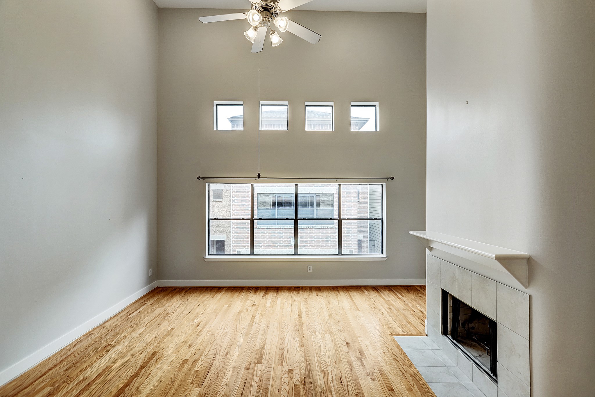425 W 26th Street Property Photo 5