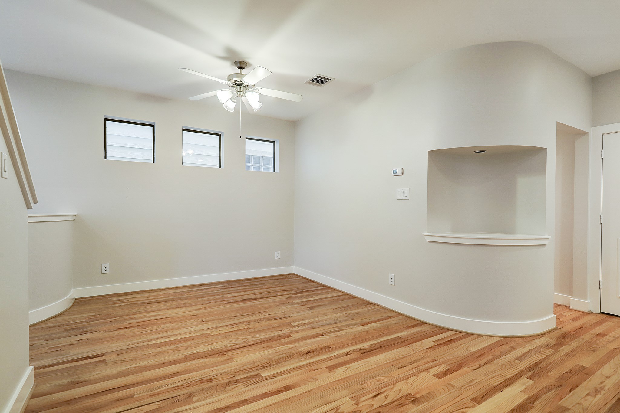 425 W 26th Street Property Photo 11