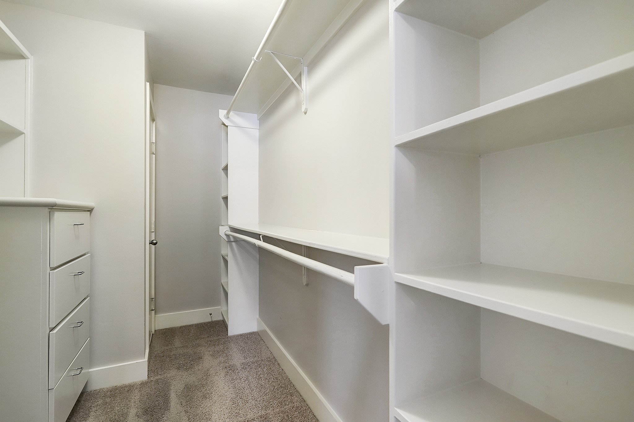 425 W 26th Street Property Photo 17